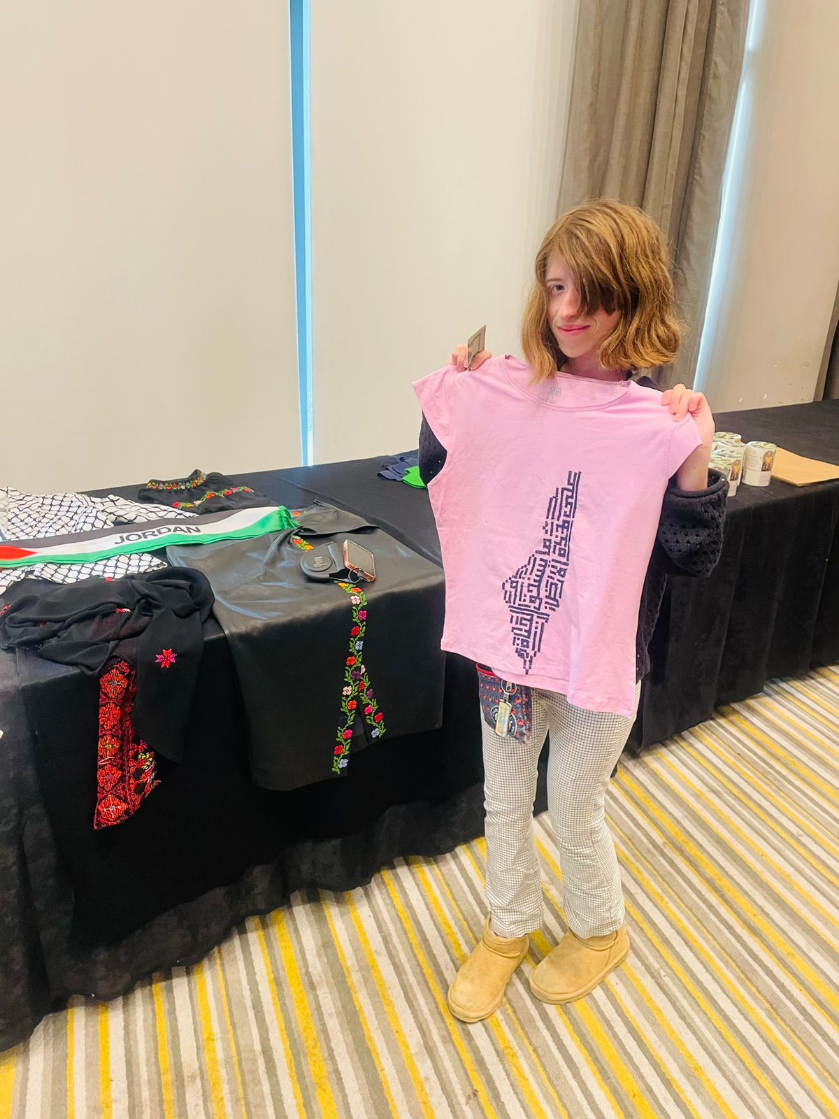 مساواة تطلق منتجاتها في إسطنبول.. سوق مساواة يعرض إبداعات مادبا