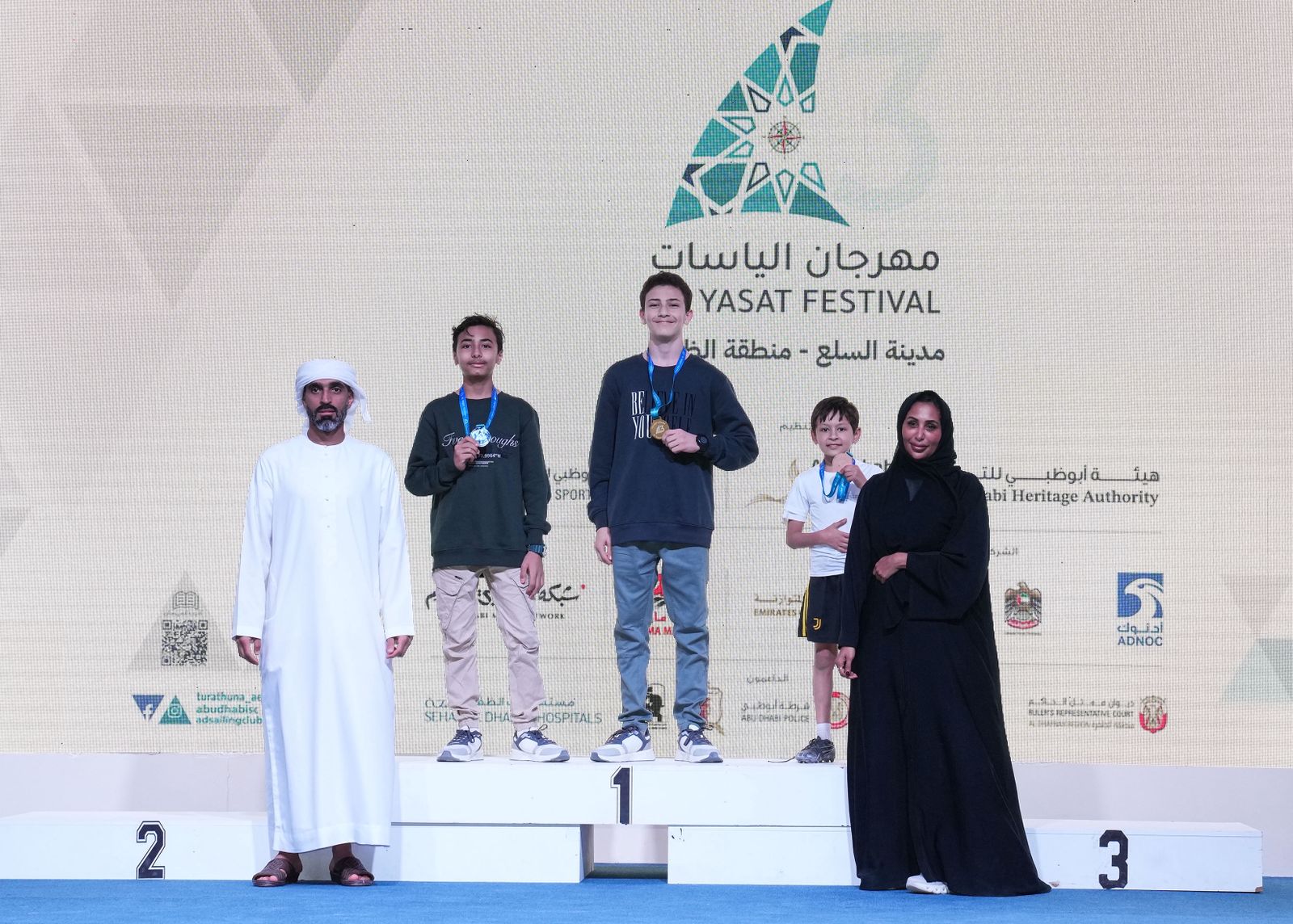 مهرجان الياسات يشهد عدداً من المسابقات الرياضية في أسبوعه الأول