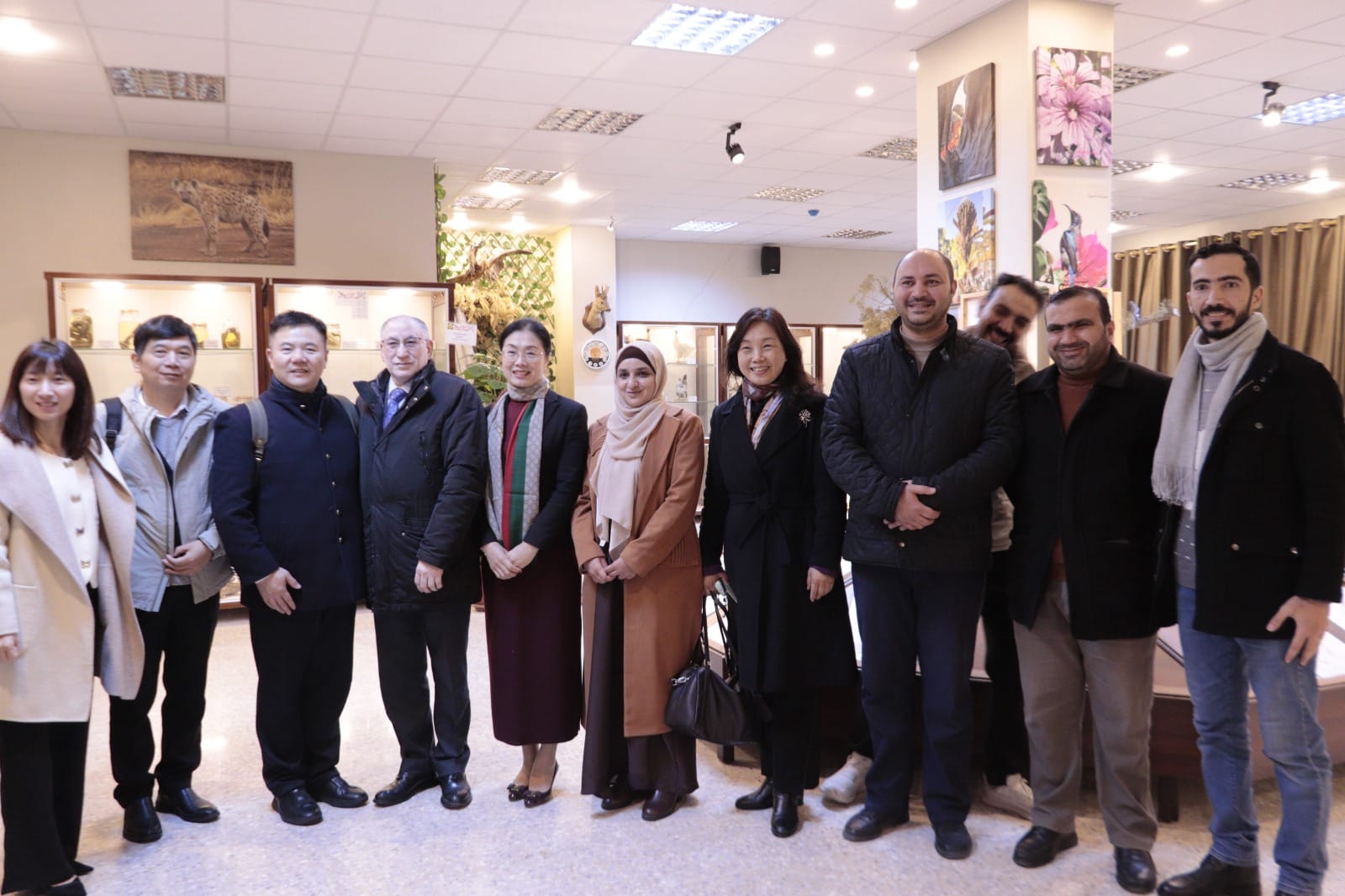 جامعة الحسين بن طلال وجامعة جنوب الصين الطبية تبحثان شراكة استراتيجية في التعليم والبحث الطبي.