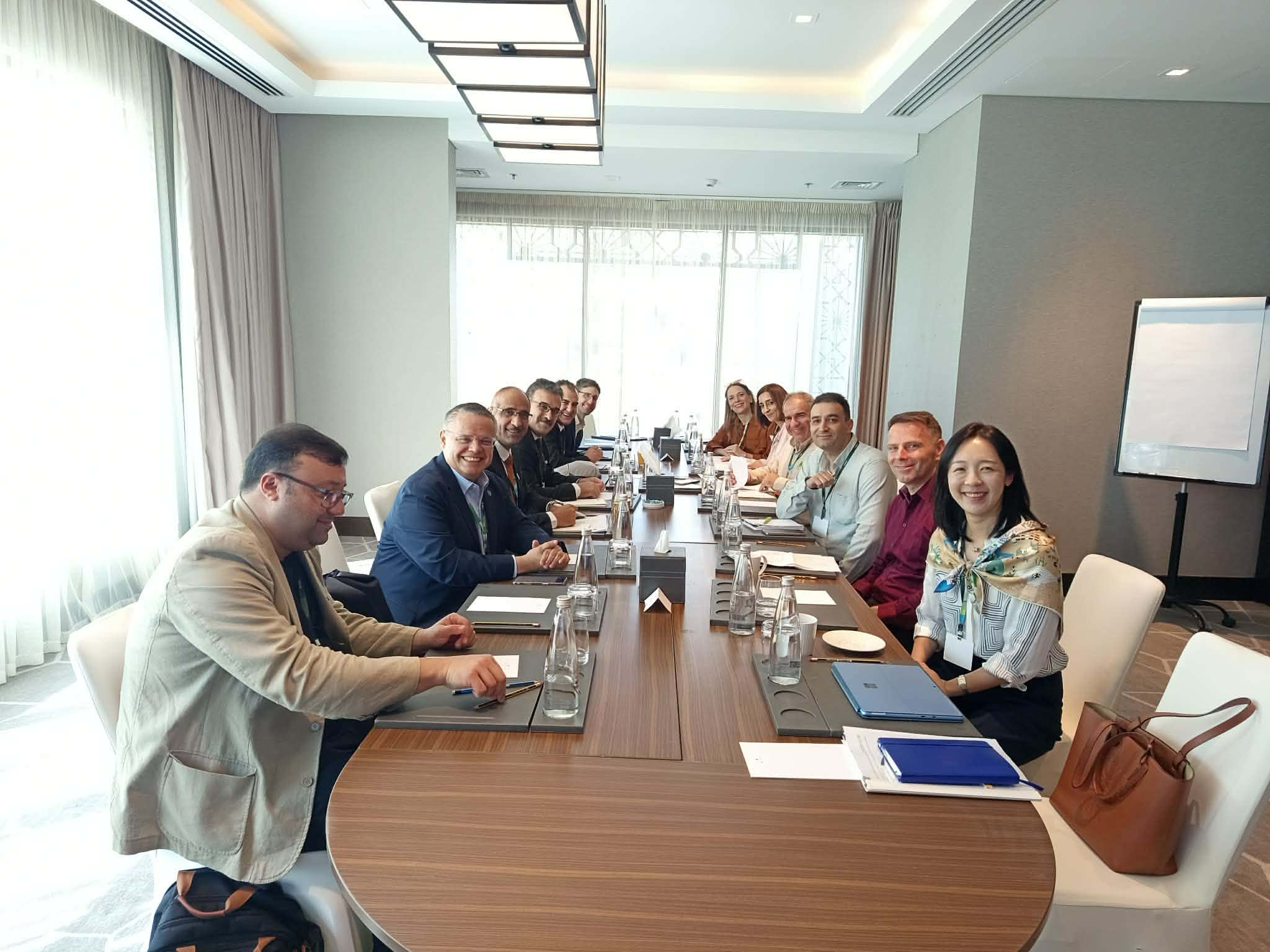 عُمان : فلسطين تشارك في اجتماع إقليمي لصندوق المناخ الأخضر وتعرض أولوياتها المناخية 