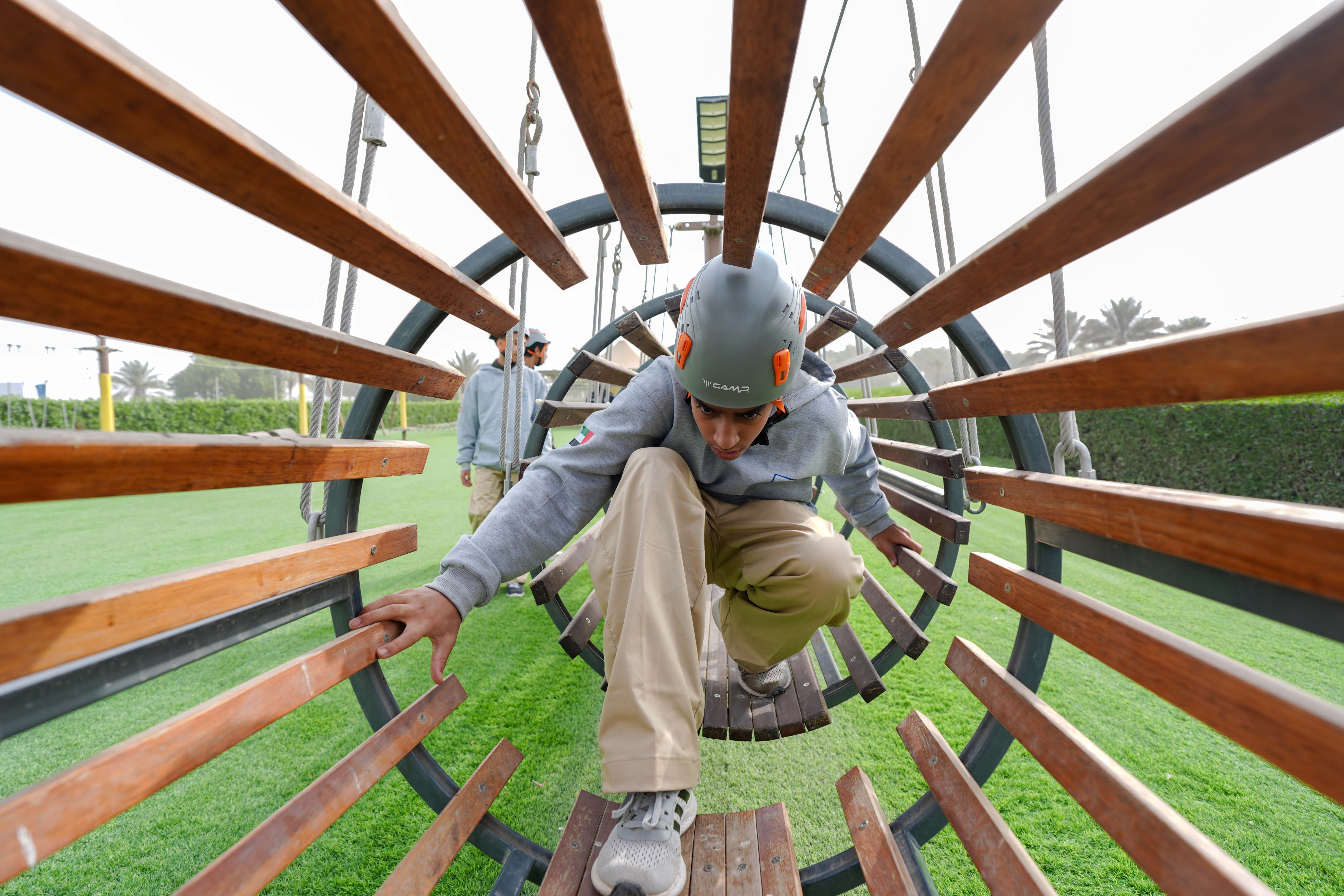 ربع قرن ترتقي بالمهارات الحياتية لأجيال المستقبل في موسم استثنائي