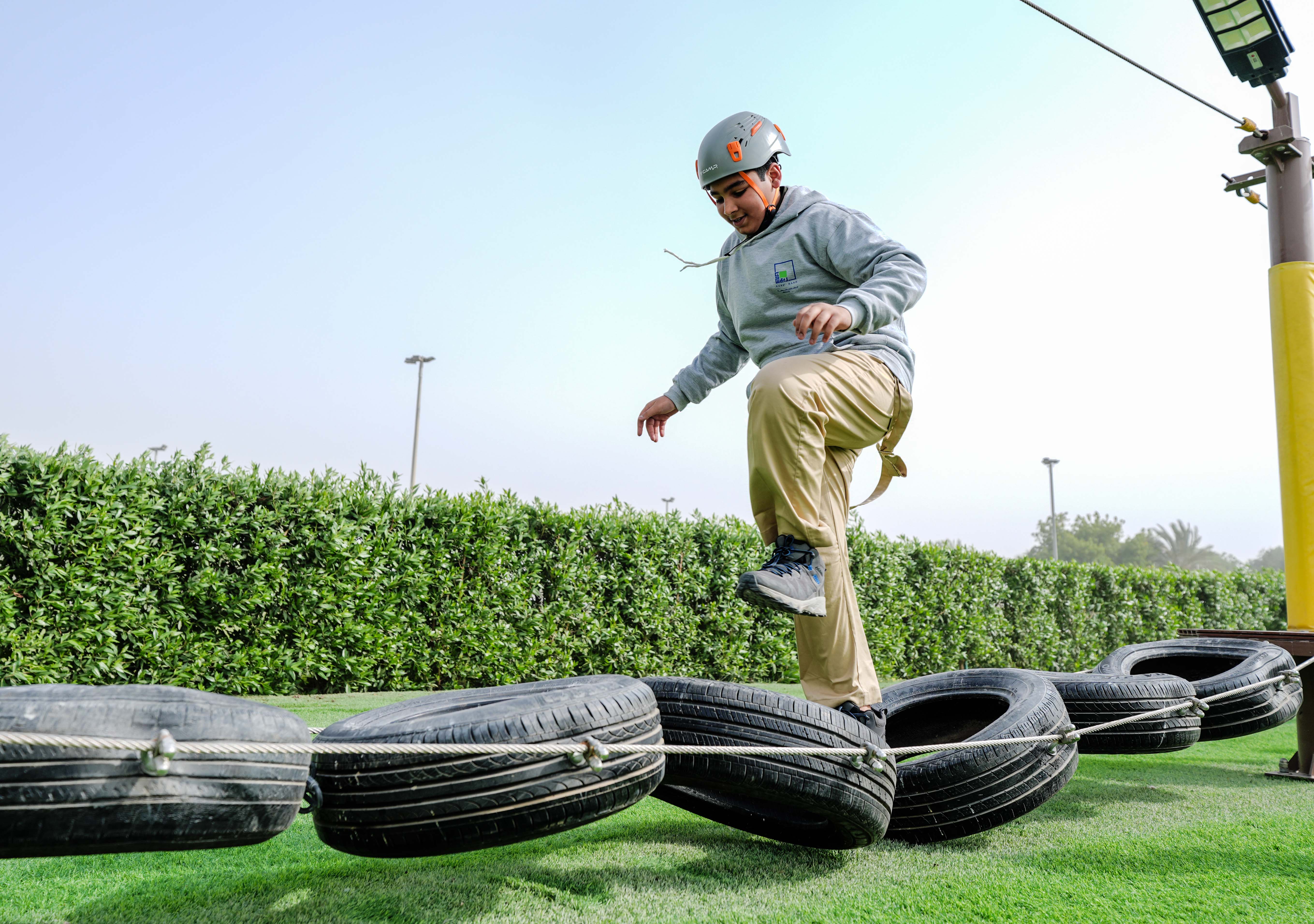 ربع قرن ترتقي بالمهارات الحياتية لأجيال المستقبل في موسم استثنائي