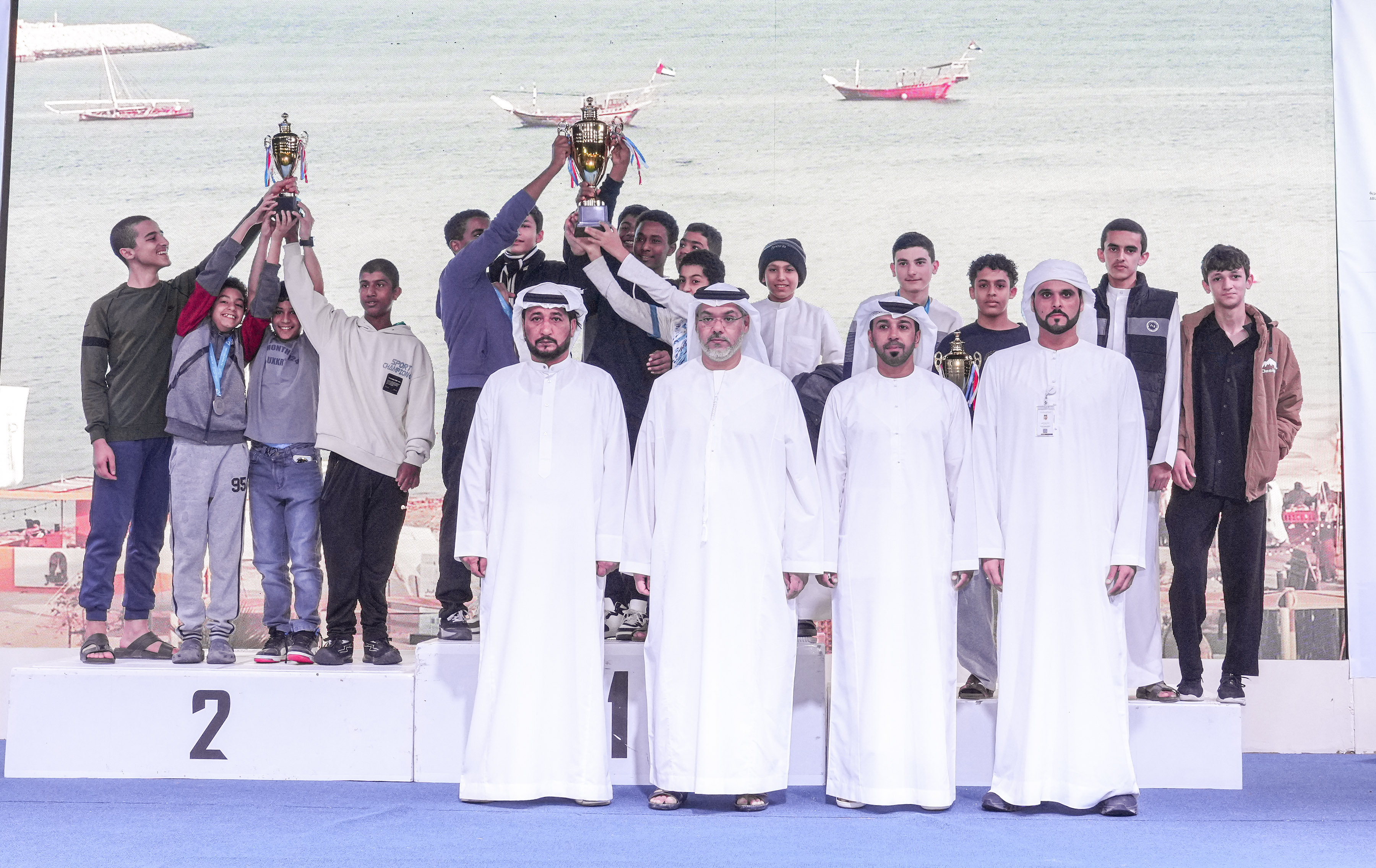 مهرجان الياسات يختتم فعالياته ويتوج الفائزين في مسابقاته 