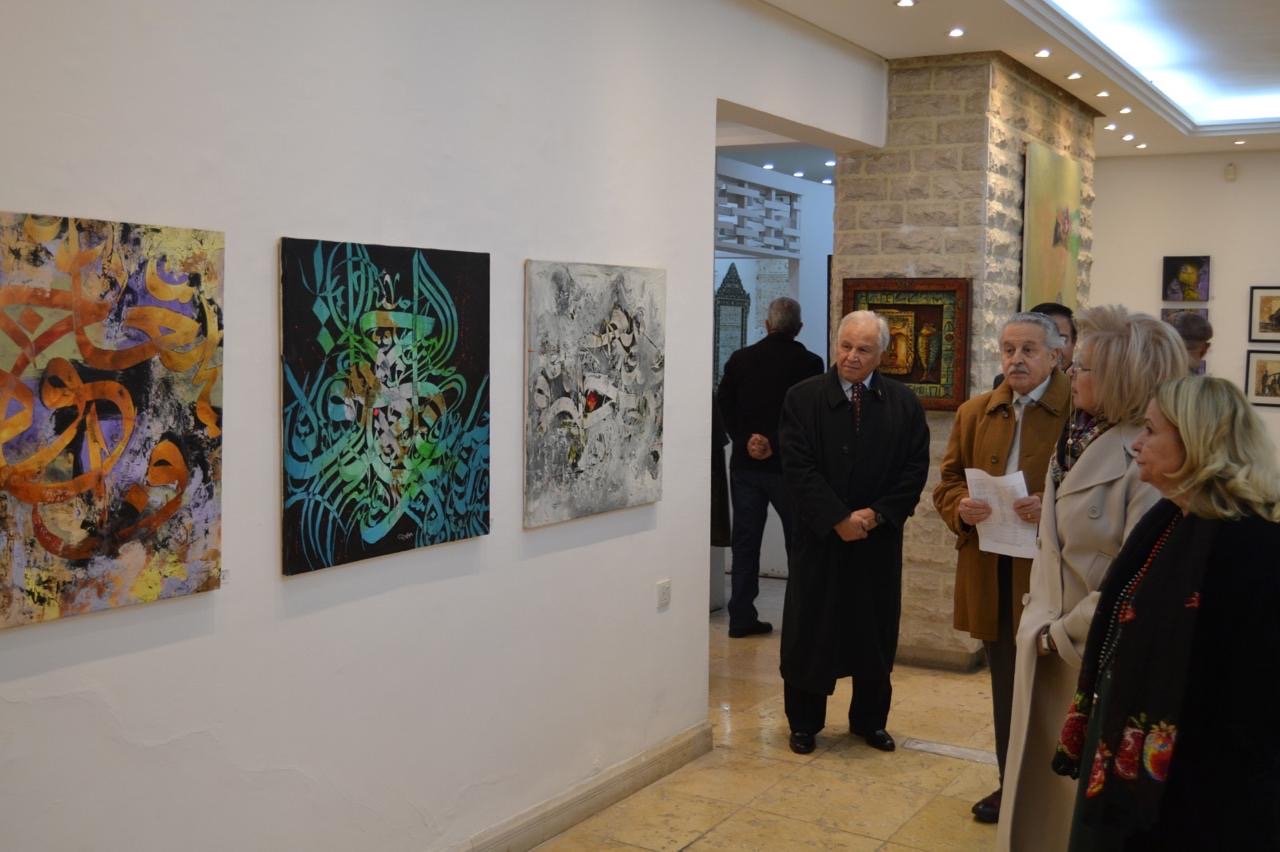 تحفة من ريشة القلب والألوان: معرض لوحة لكل بيت يُزهر في عمّان