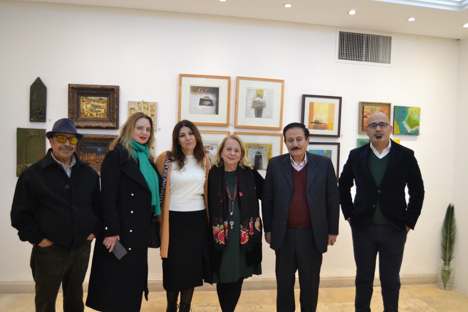 تحفة من ريشة القلب والألوان: معرض لوحة لكل بيت يُزهر في عمّان