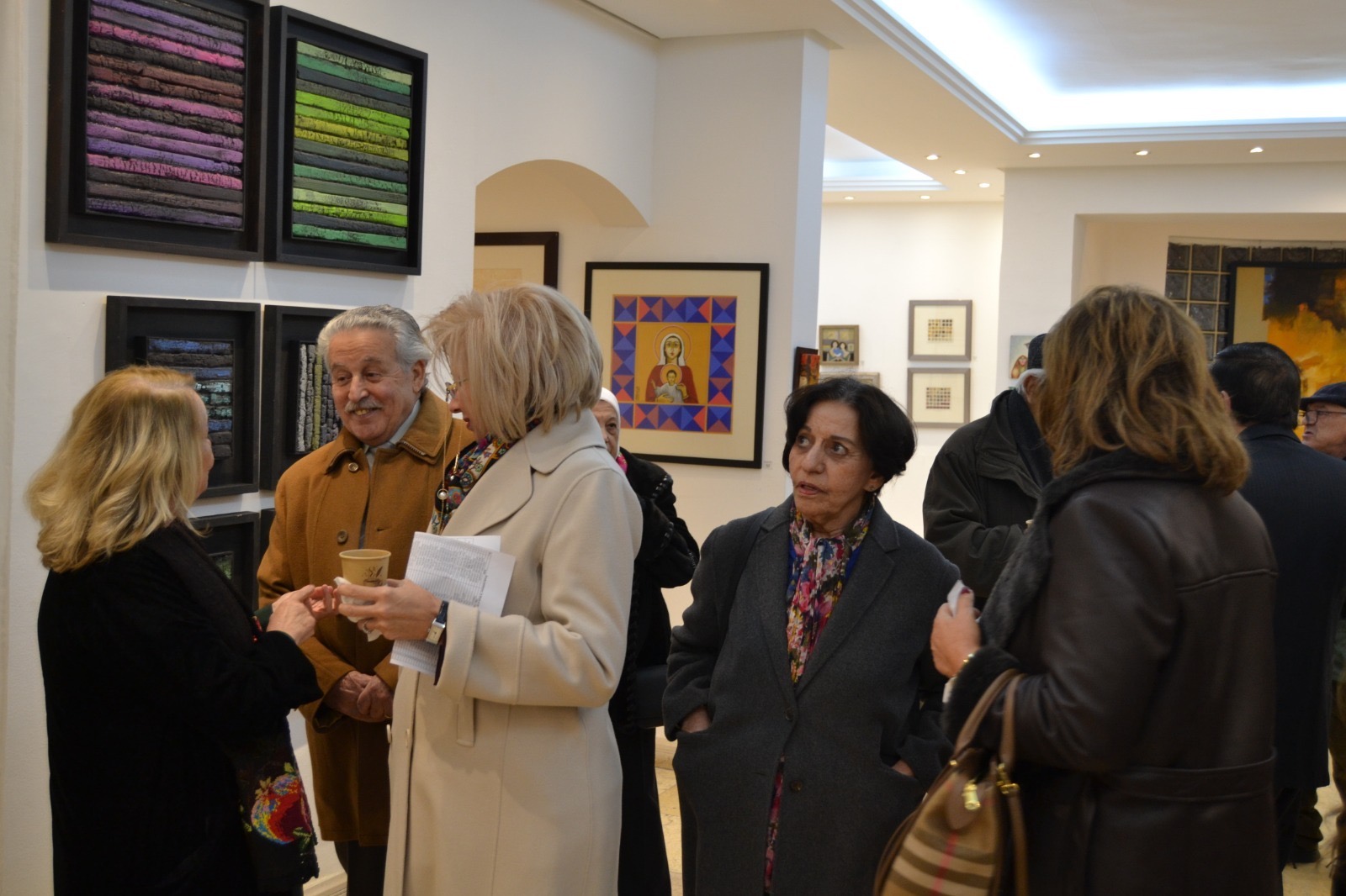 تحفة من ريشة القلب والألوان: معرض لوحة لكل بيت يُزهر في عمّان