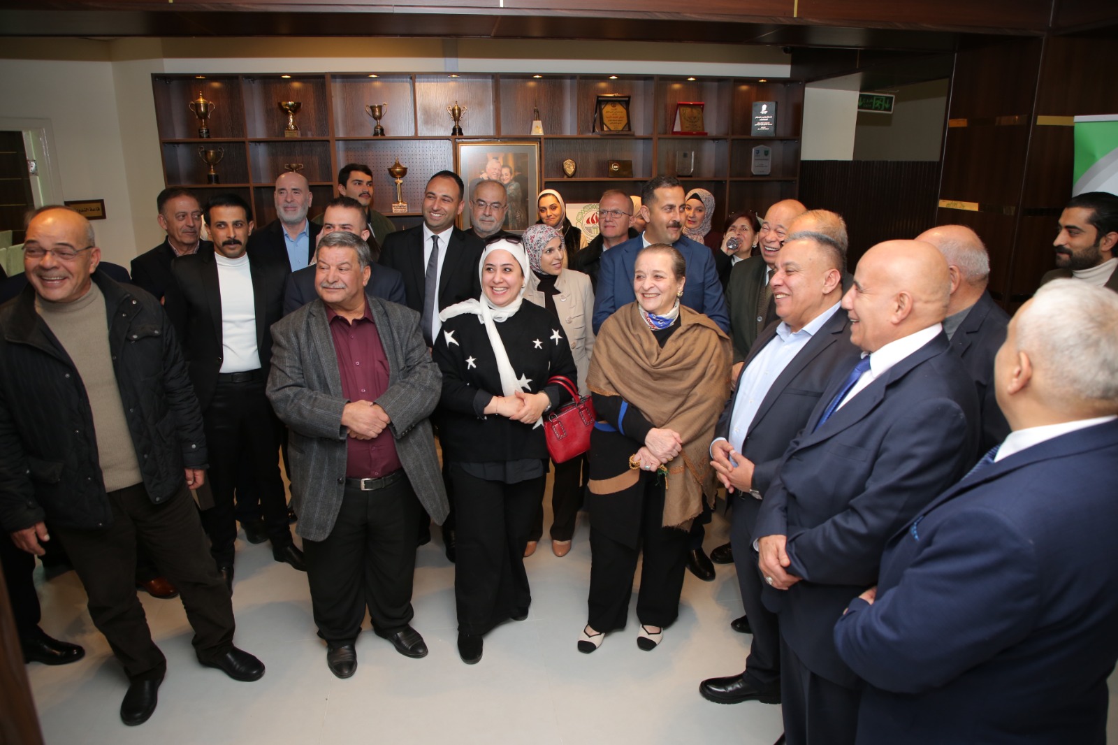 صاحبة السمو الملكي الأميرة عالية بنت الحسين المعظمة الرئيسة الفخرية تزور نادي خريجي الجامعة الأردنية