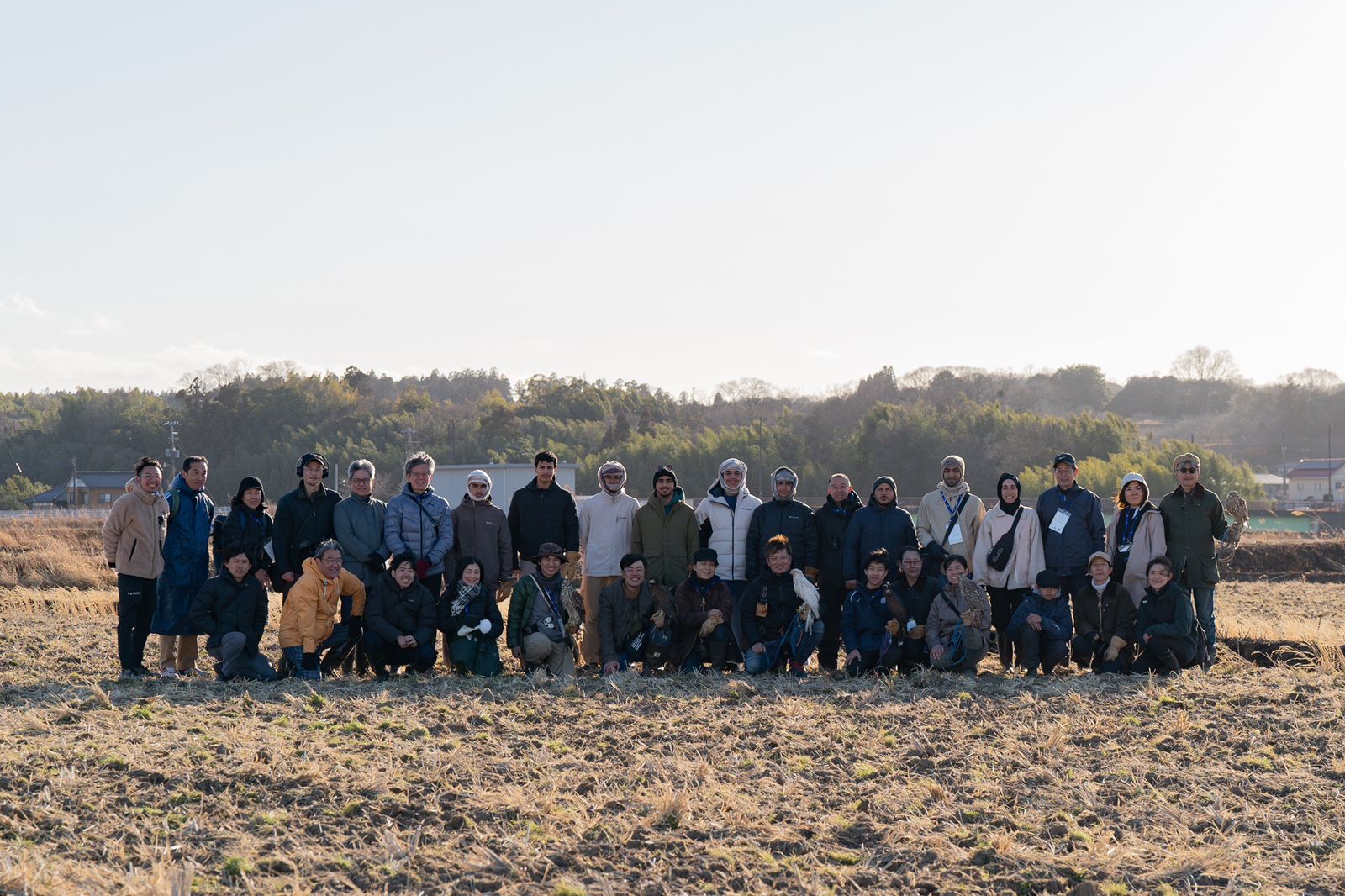 بمشاركة موسّعة… انطلاق النسخة الثالثة من برنامج الصقارة الإماراتي–الياباني في العين  