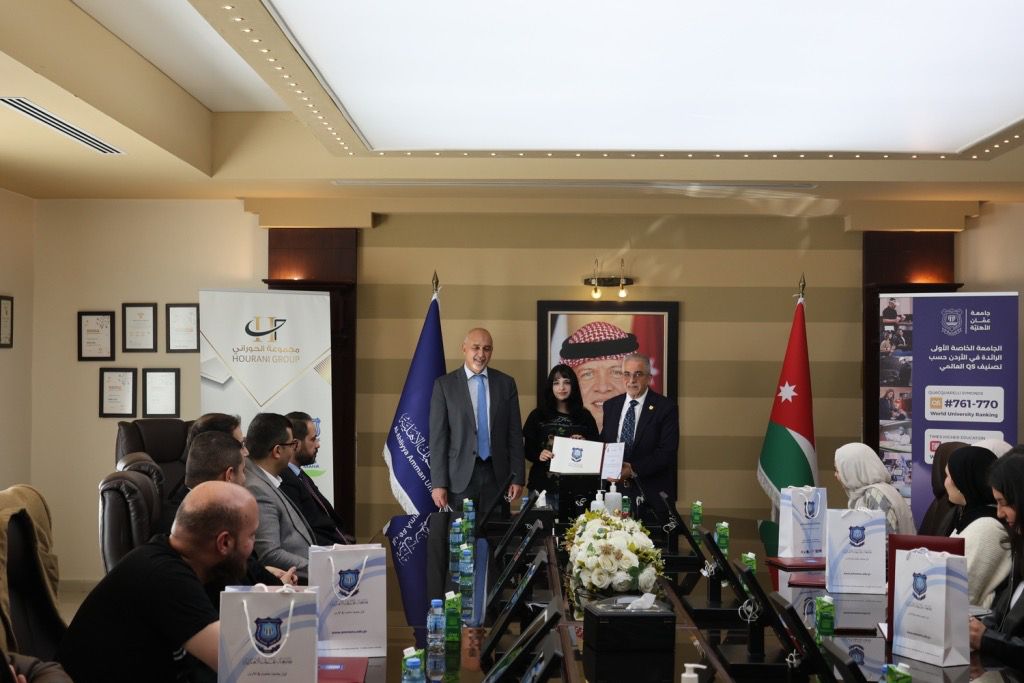 عمّان الأهلية تكرّم طلبتها الفائزين بأولمبياد اللغة الانجليزية العالمي للجامعات وبمسابقة الرياضات الإلكترونية .. صور