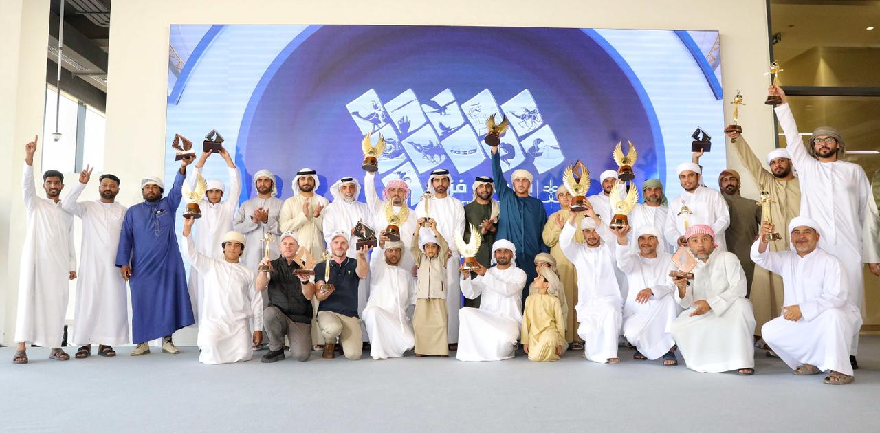 بعد 20 شوط حافلة بالندية والتنافس بطولة فزاع للصيد بالصقور تتوّج أبطال العامة مفتوح