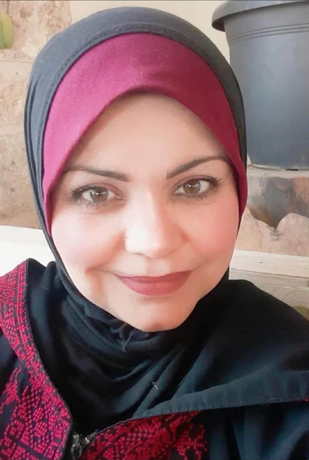 مبادرة “لون كلمة نغم” الدولية تطلق معرضًا فنيًا تشكيليًا إلكترونيًا ضمن حملة غزة تغرق