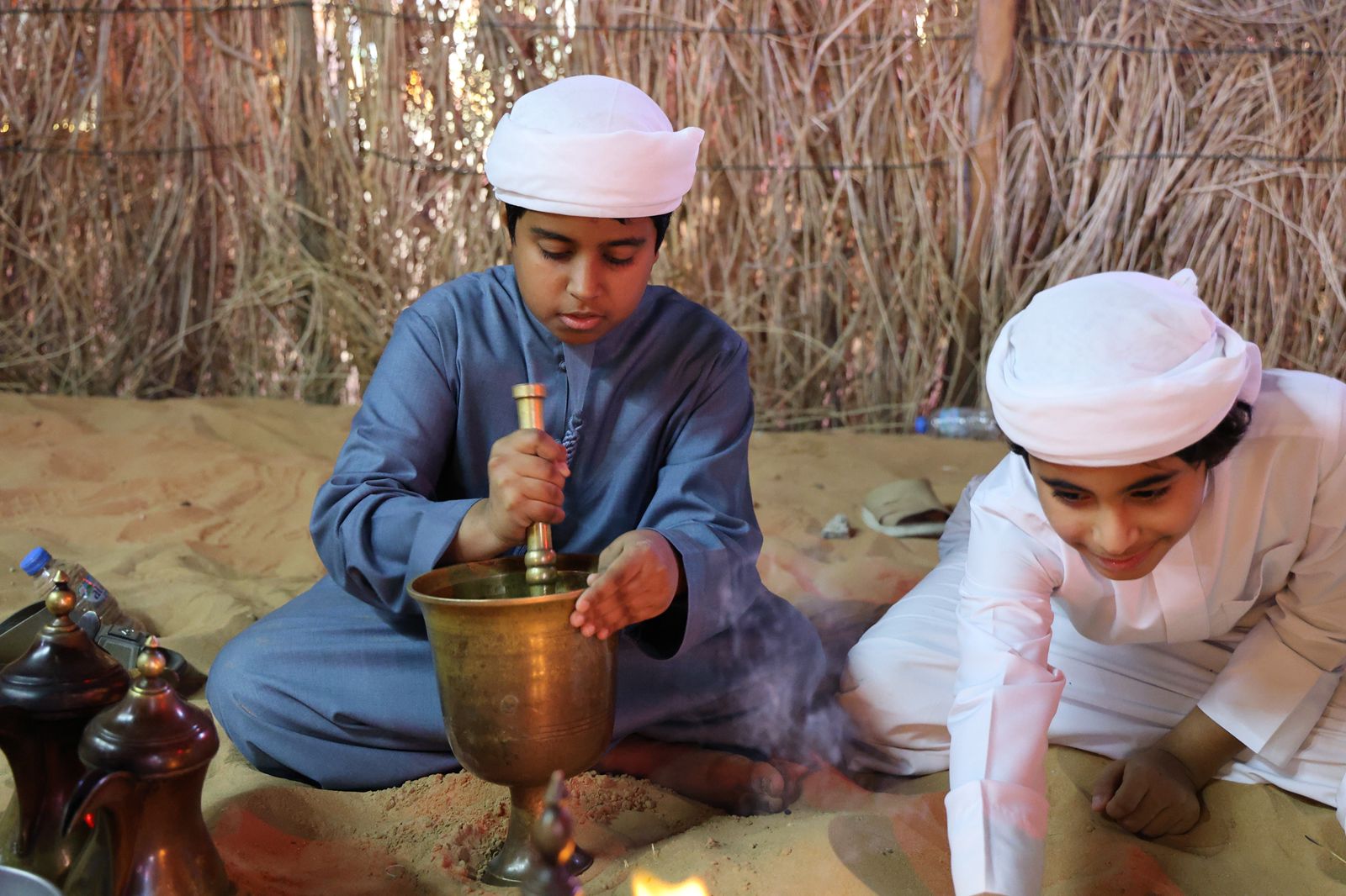 نادي صقّاري الإمارات يُطلق فرعًا موسميًا لمدرسة محمد بن زايد للصقارة ضمن مهرجان الشيخ زايد