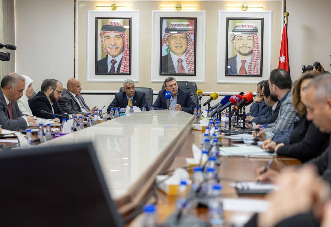 السياحة والآثار النيابية  تبحث واقع القطاع السياحي وخطط الترويج للأردن في كأس العالم