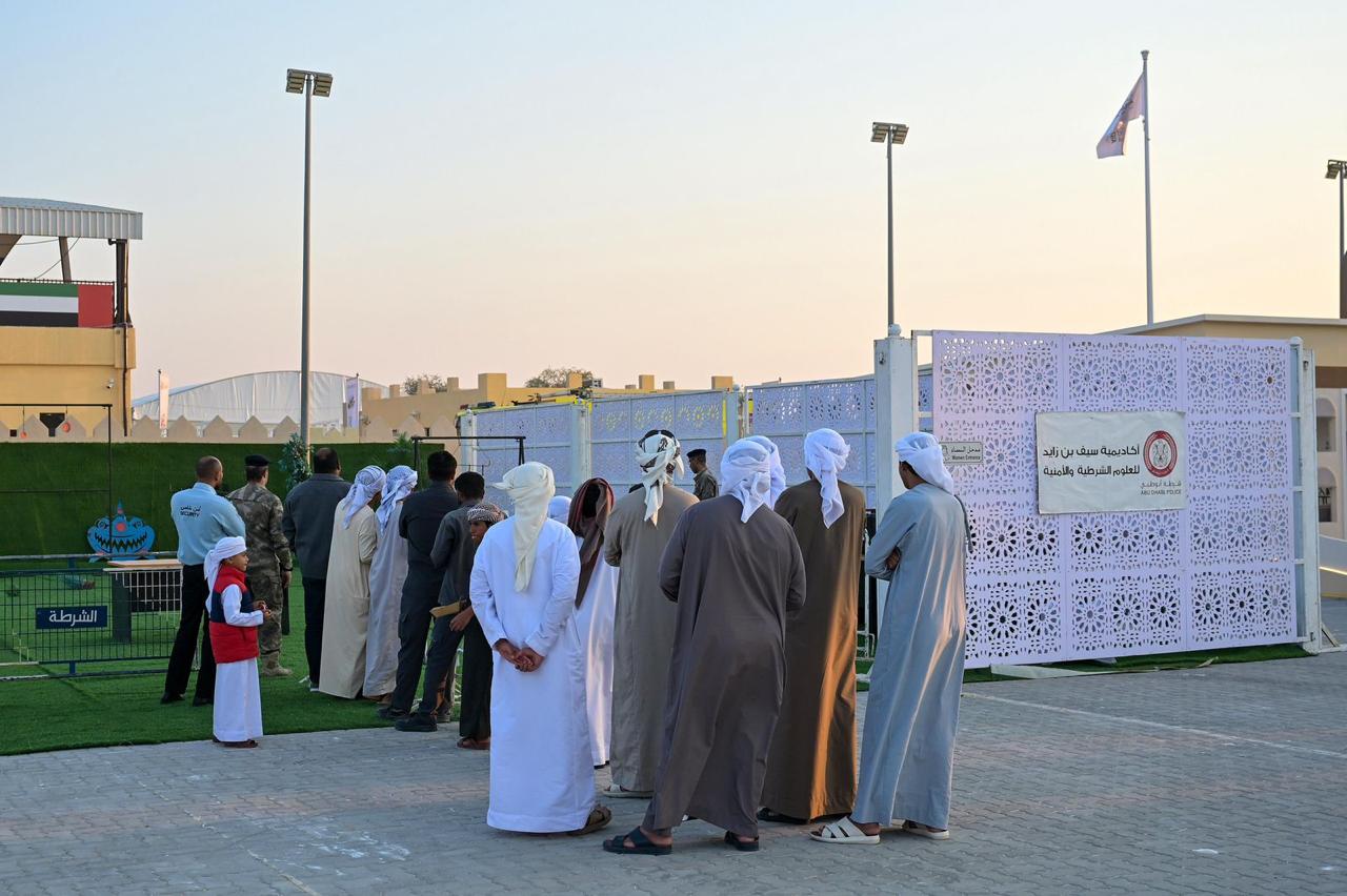 الجهات المشاركة في مهرجان الظفرة تقدم خدمات متميزة للزوار