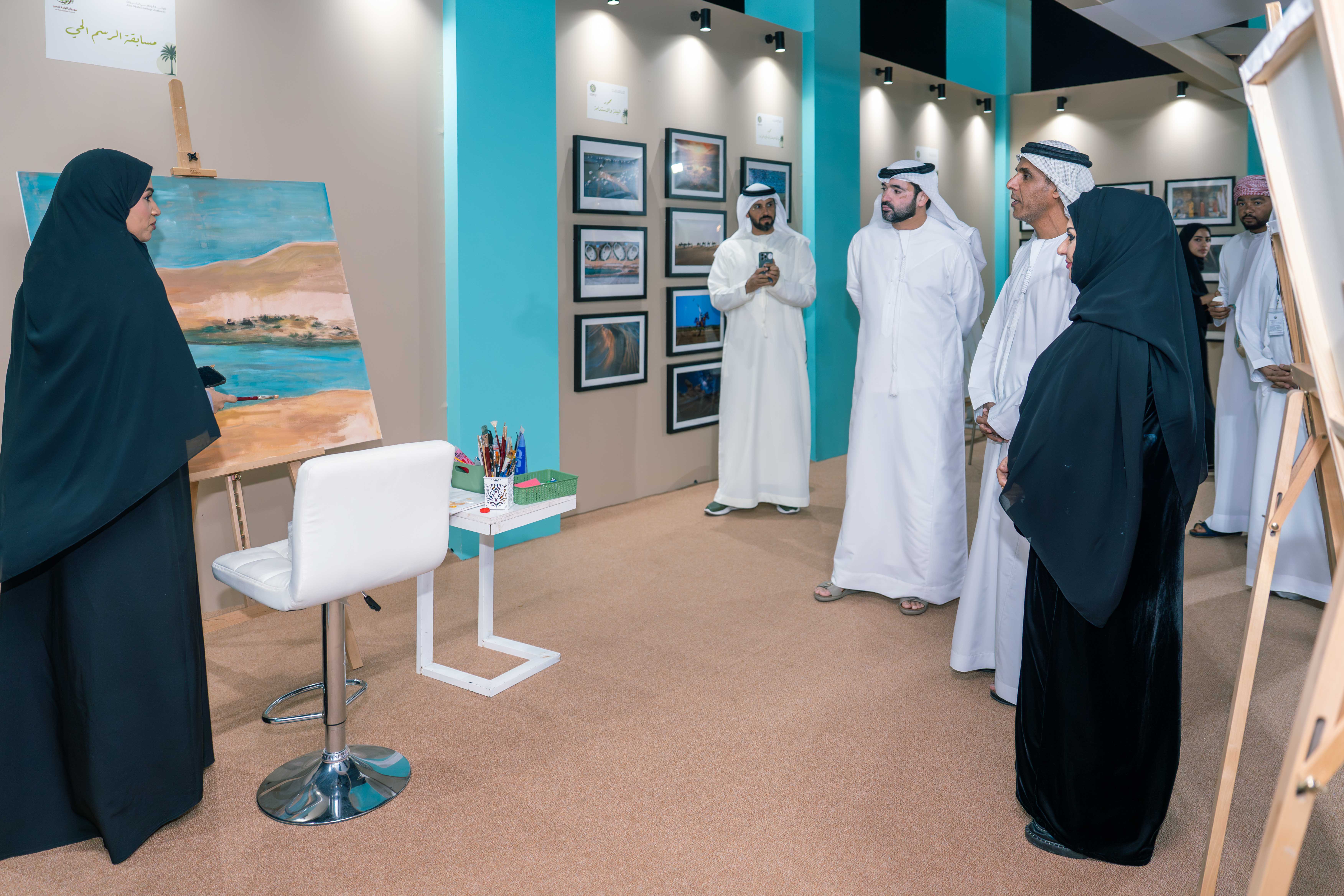 عدسة تروي المكان… معرض الصور الفوتوغرافية يوثّق روح الوثبة في مهرجان التمور