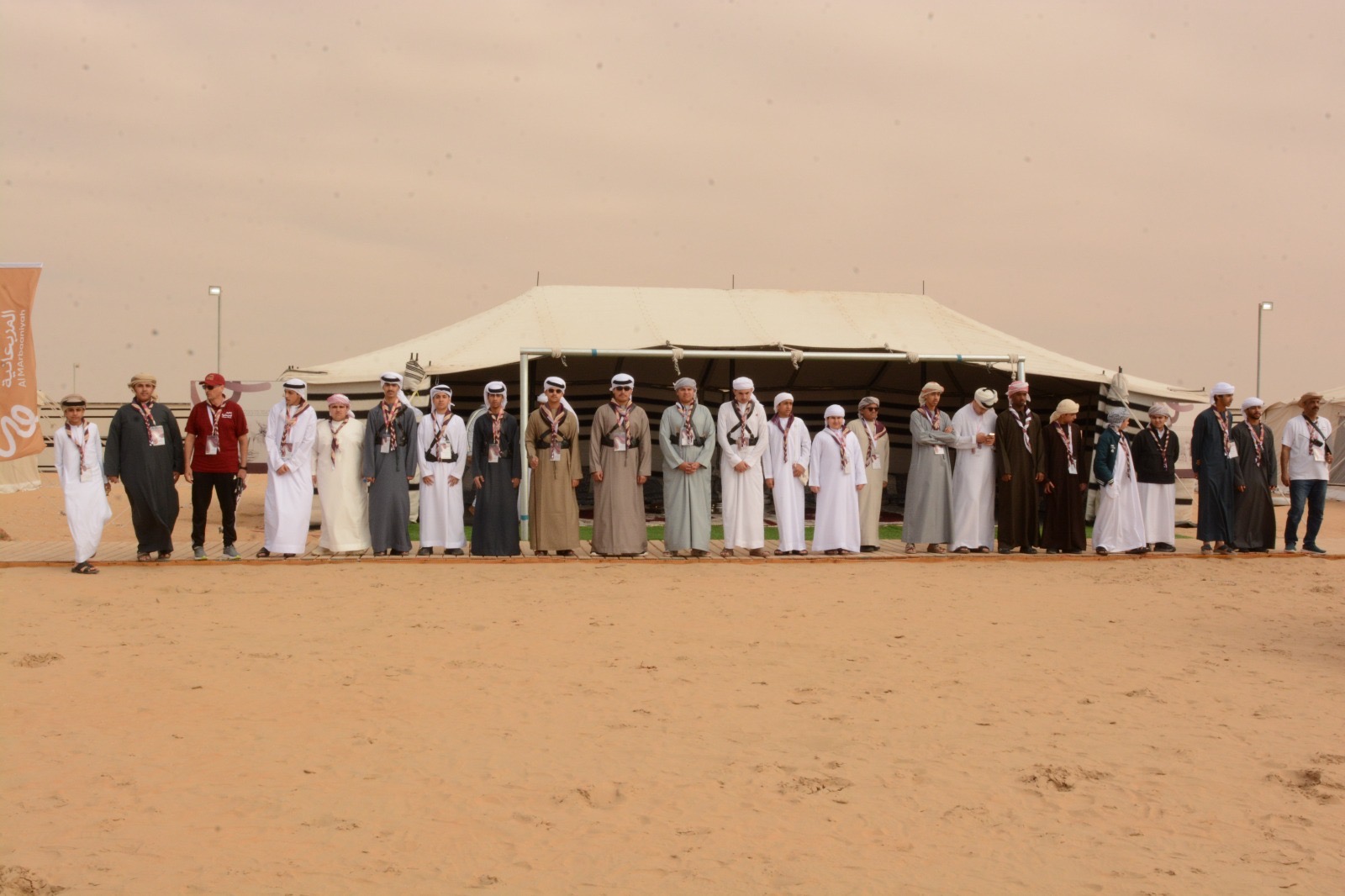 مخيم المربعانية.. إقبال واسع من الطلبة لتعلمالسنع الإماراتي والممارسات التراثية