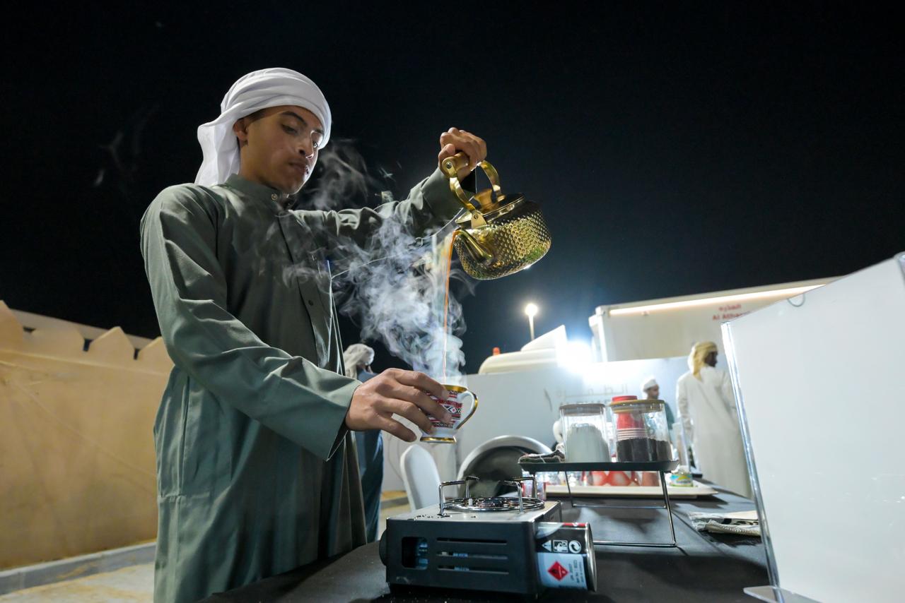 مهرجان الظفرة يتوج الفائزين في  مسابقات التمور والشاي وغنم النعيم