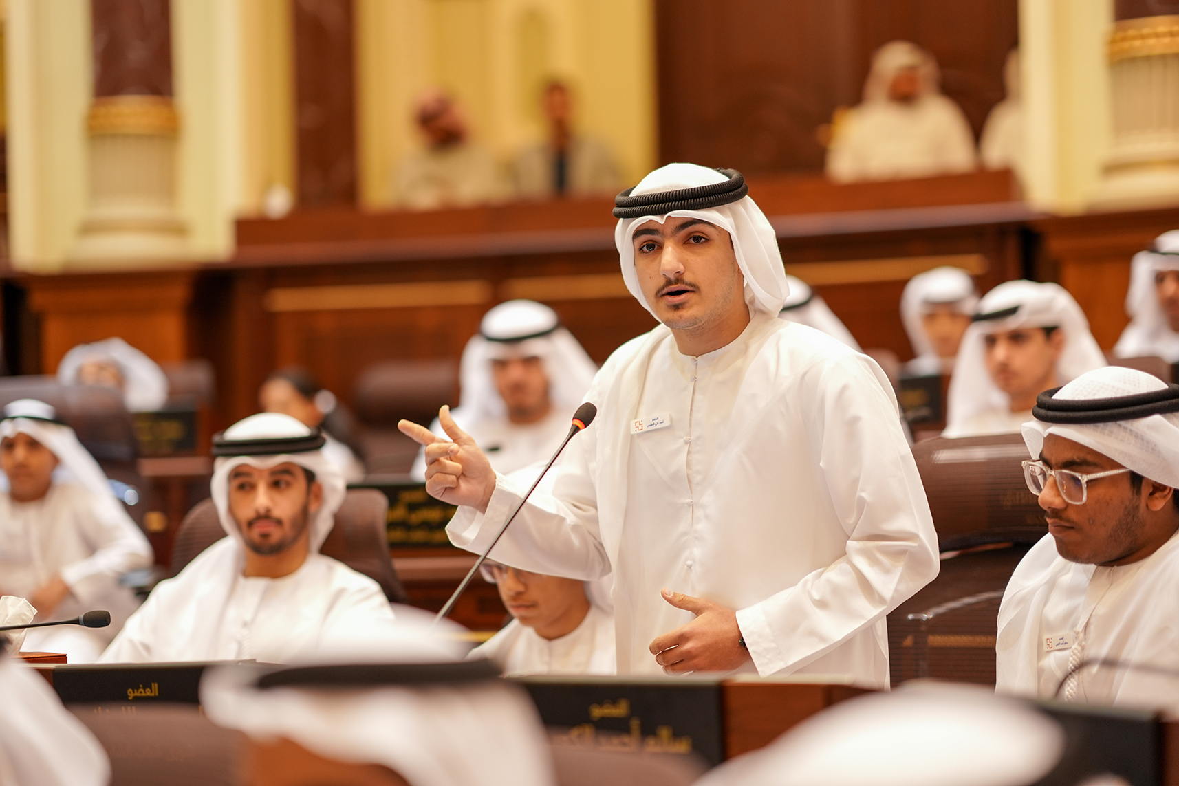 ضمن برنامج افتتاح الدورة البرلمانية الجديدة   ربع قرن تنظم جلسة إجرائية لأعضاء مجلسي شورى أطفال وشباب الشارقة