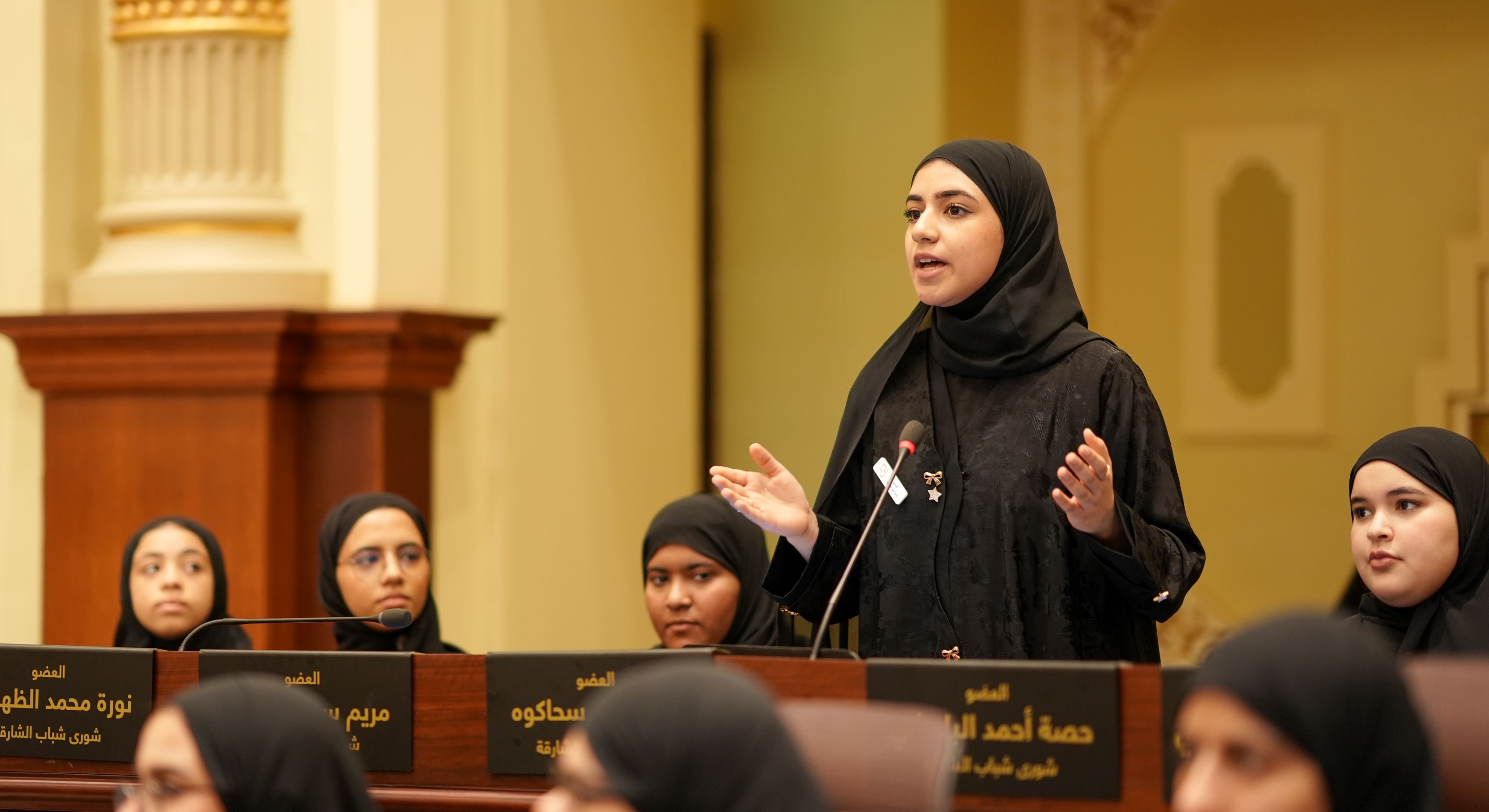 ضمن برنامج افتتاح الدورة البرلمانية الجديدة   ربع قرن تنظم جلسة إجرائية لأعضاء مجلسي شورى أطفال وشباب الشارقة