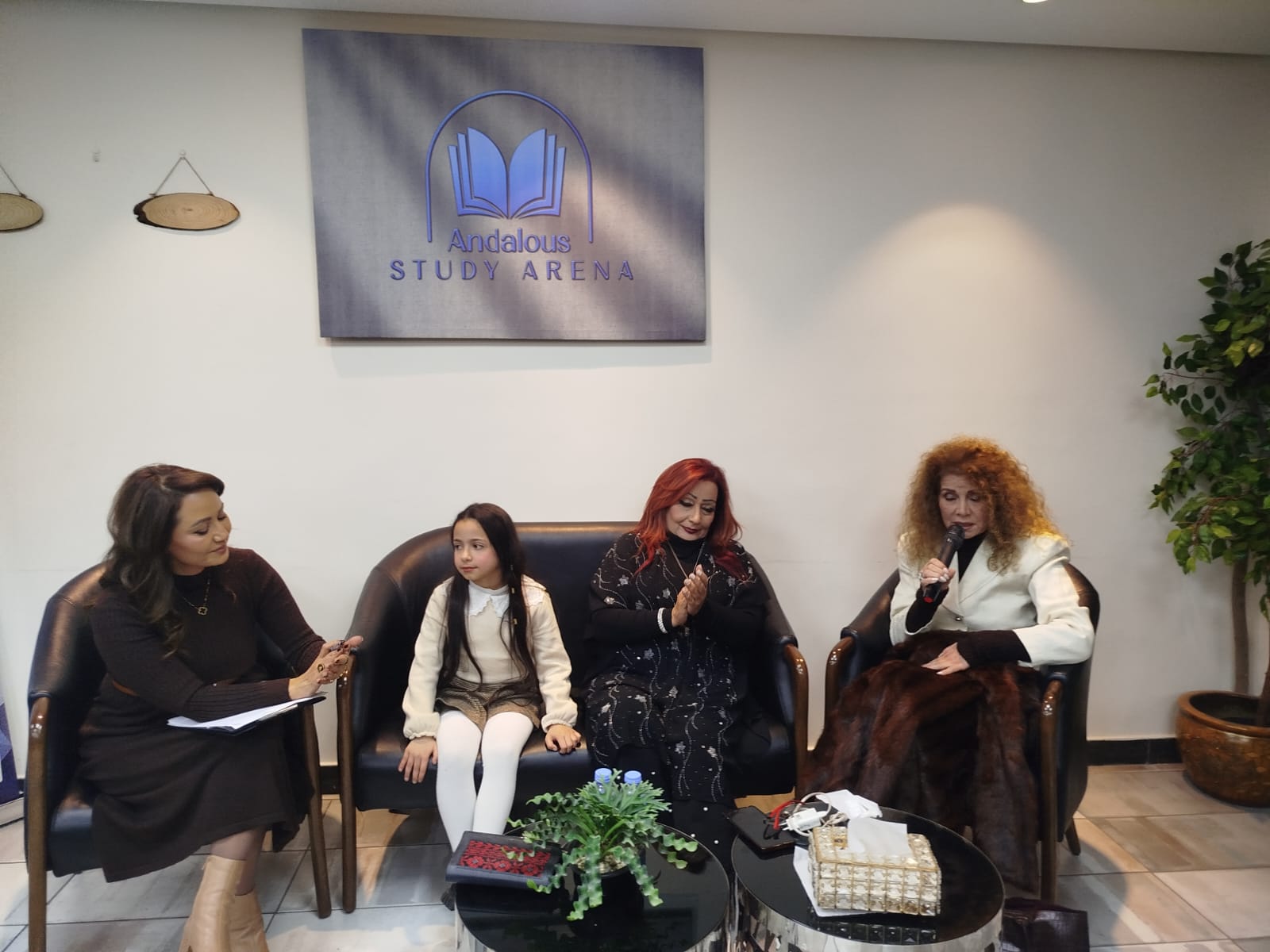 مبادرة لون كلمة نغم الدولية تكرم فريق عمل فيلم هند تحت الحصار «««فجرنا للأفلام»»»