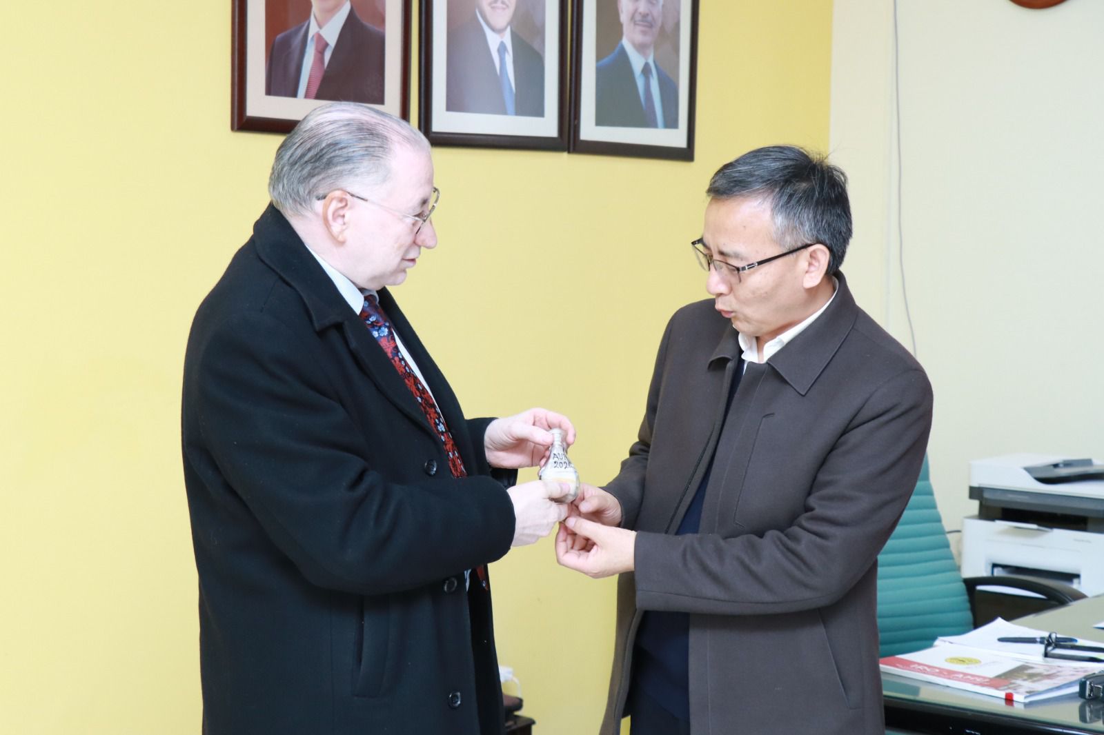 جامعة الحسين بن طلال تبحث آفاق التعاون الأكاديمي مع وفد صيني رفيع المستوى