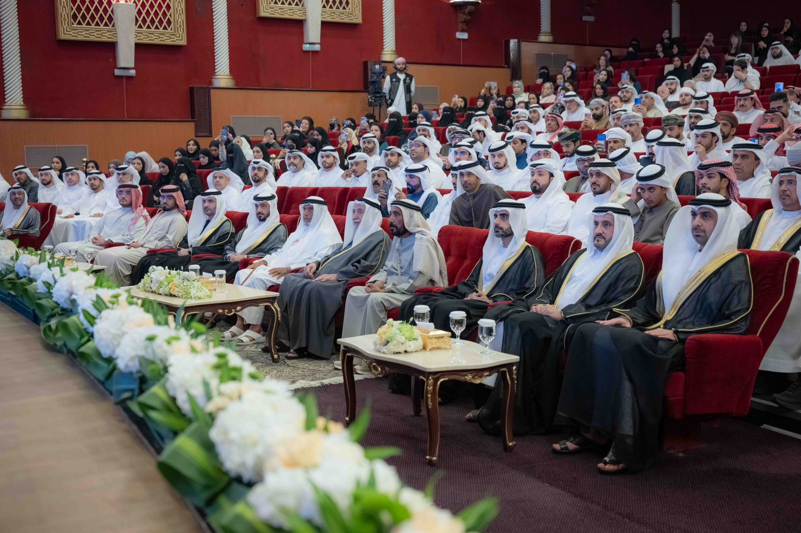 حاكم الشارقة يشهد انطلاق الدورة الـ 20 من مهرجان الشعر النبطي