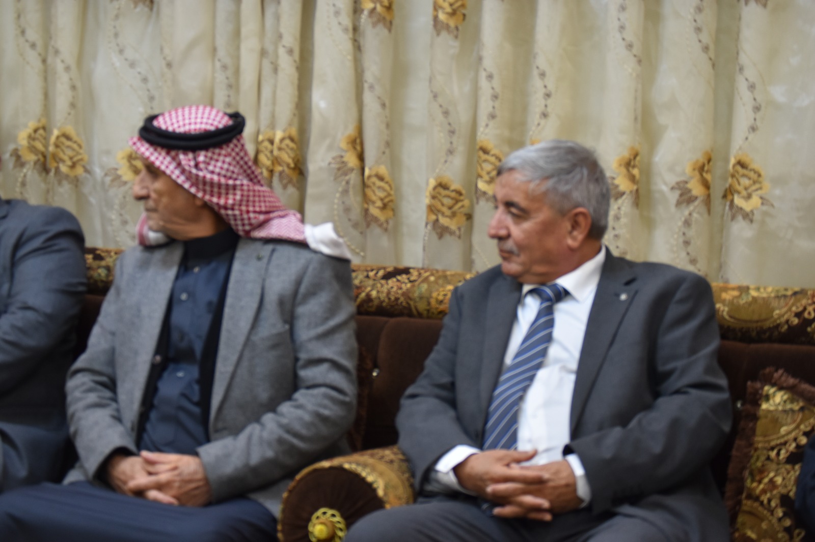 آل كريشان وآل الطورة نسايب.