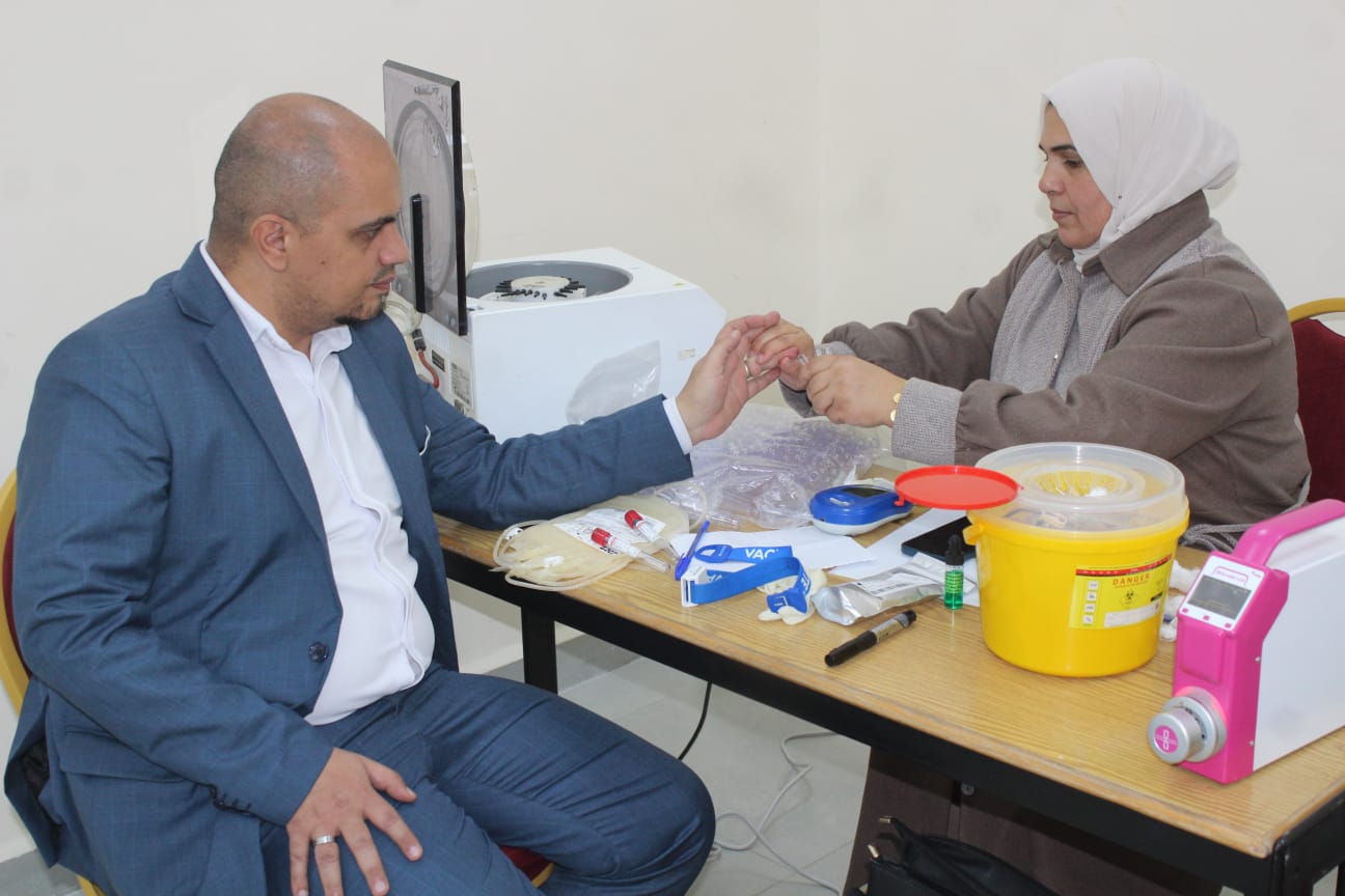 فعالية وطنية في مركز صحي البترا الشامل للتبرع بالدم بمناسبة عيد جلالة الملك عبدالله الثاني بن الحسين
