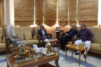 رئيس جامعة الحسين بن طلال يبحث آفاق التعاون مع وفد من حزب الميثاق الوطني