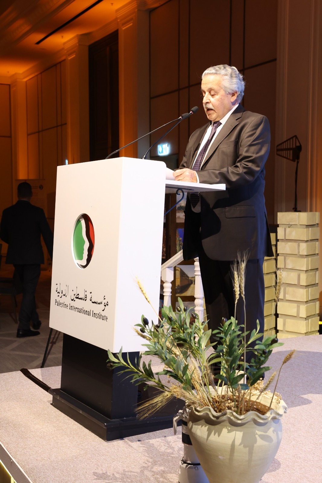 برعاية ومشاركة الروابدة الحفل السنوي لجمعية فلسطين الدولية للتنمية: ليلة أخّاذة جديدة لفلسطين