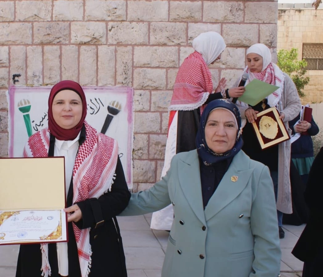 مؤسسة ادامه تطلق ملتقى فارسات الريادة والإبداع من مدرسة الجزائر 