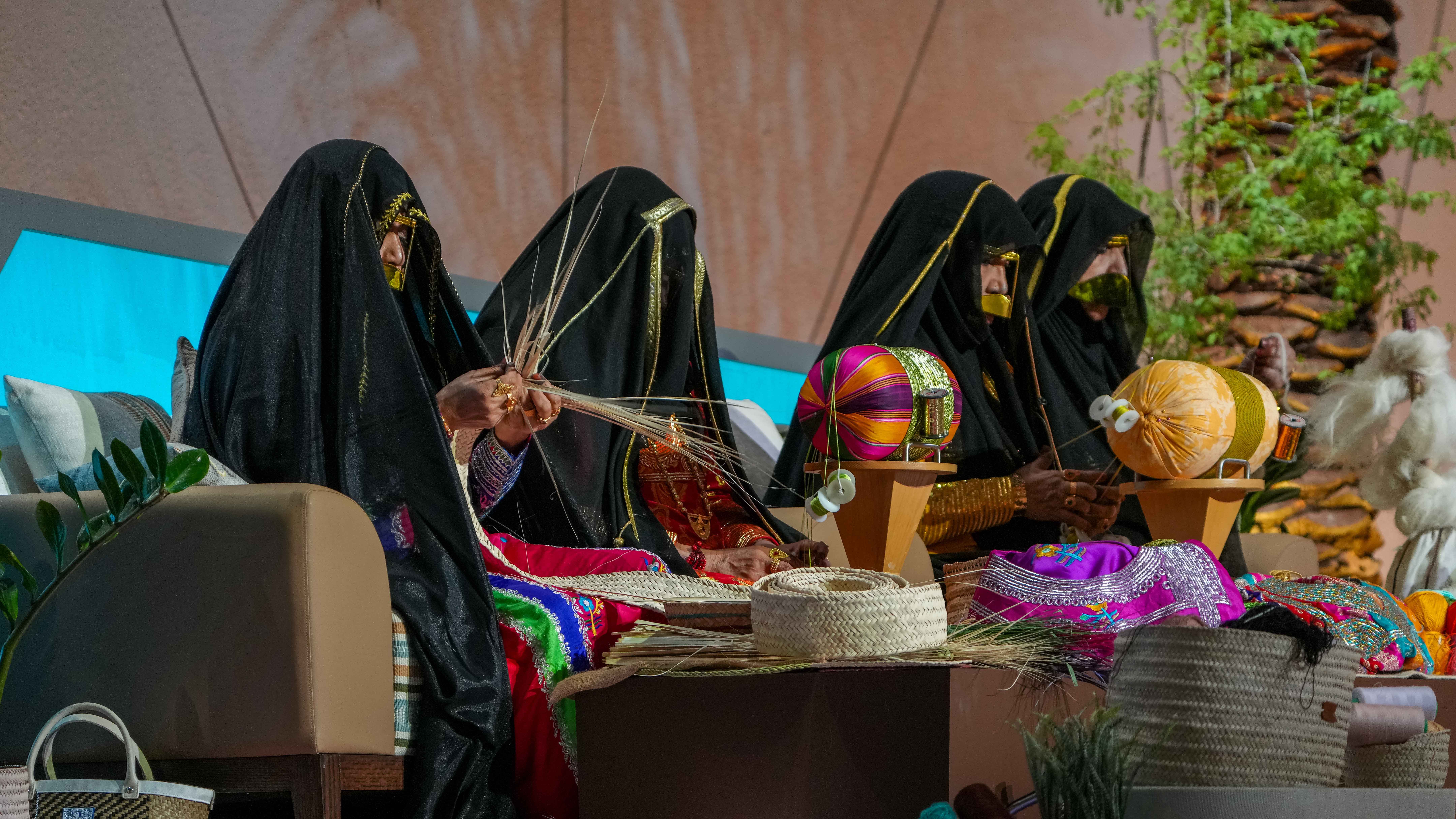 برنامج الشارة..نافذة تفاعلية على التراث الإماراتي في رمضان