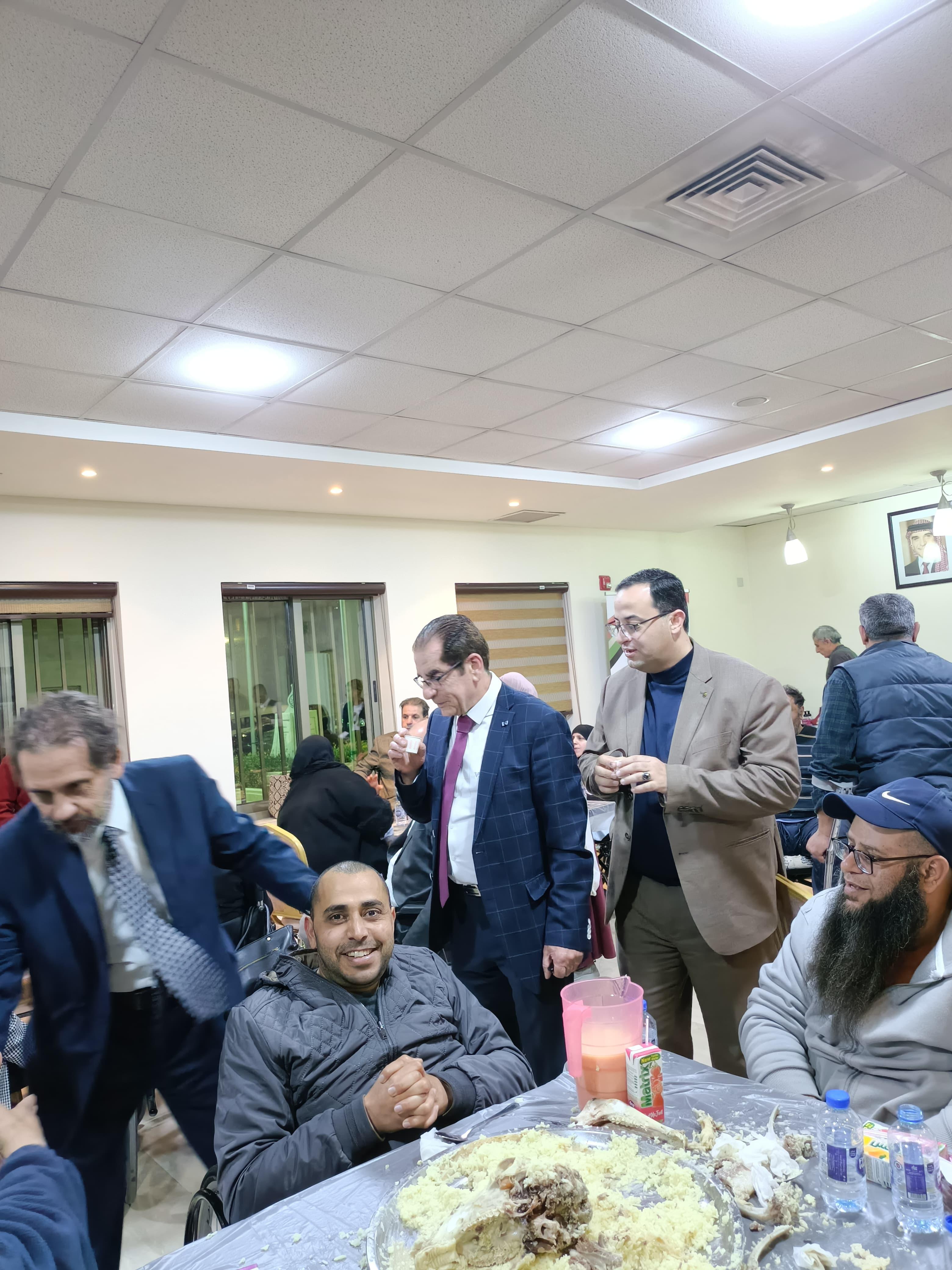 دار الحسام للعمل الشبابي تقيم إفطارًا رمضانيًا بتشريف ورعايه سمو الأمير مرعد بن رعد