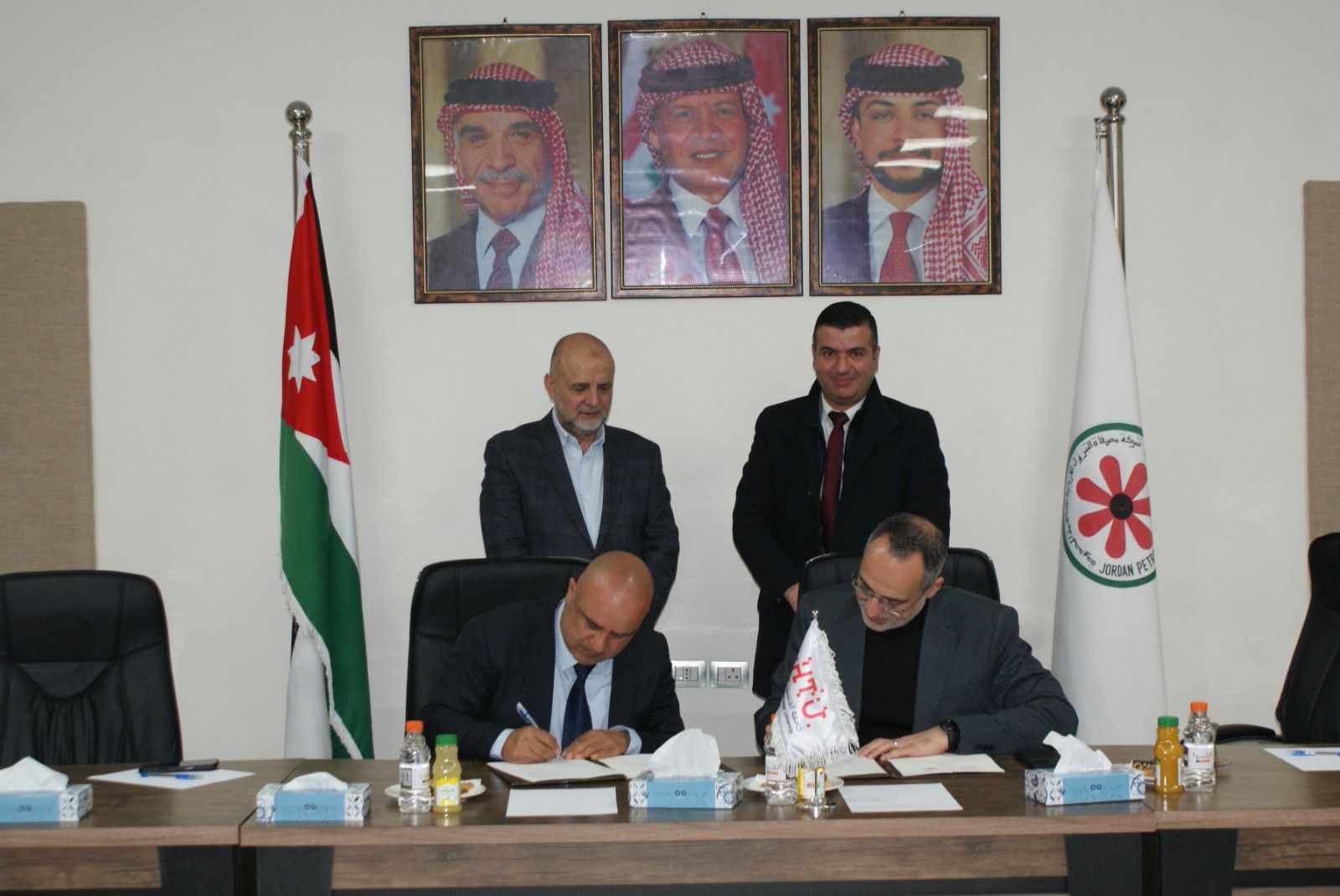 المصفاة وجامعة الحسين التقنية توقعان مذكرة تفاهم بهدف تعزيز التعاون في مجالات التعليم التقني والتدريب والبحث والابتكار