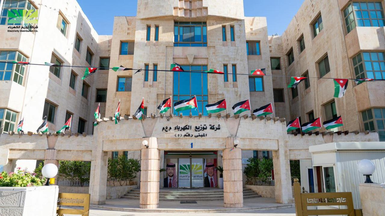 توزيع الكهرباء: إعادة التيار لـ90% من مشتركي الأغوار الشمالية واستكمال المعالجة خلال ساعتين