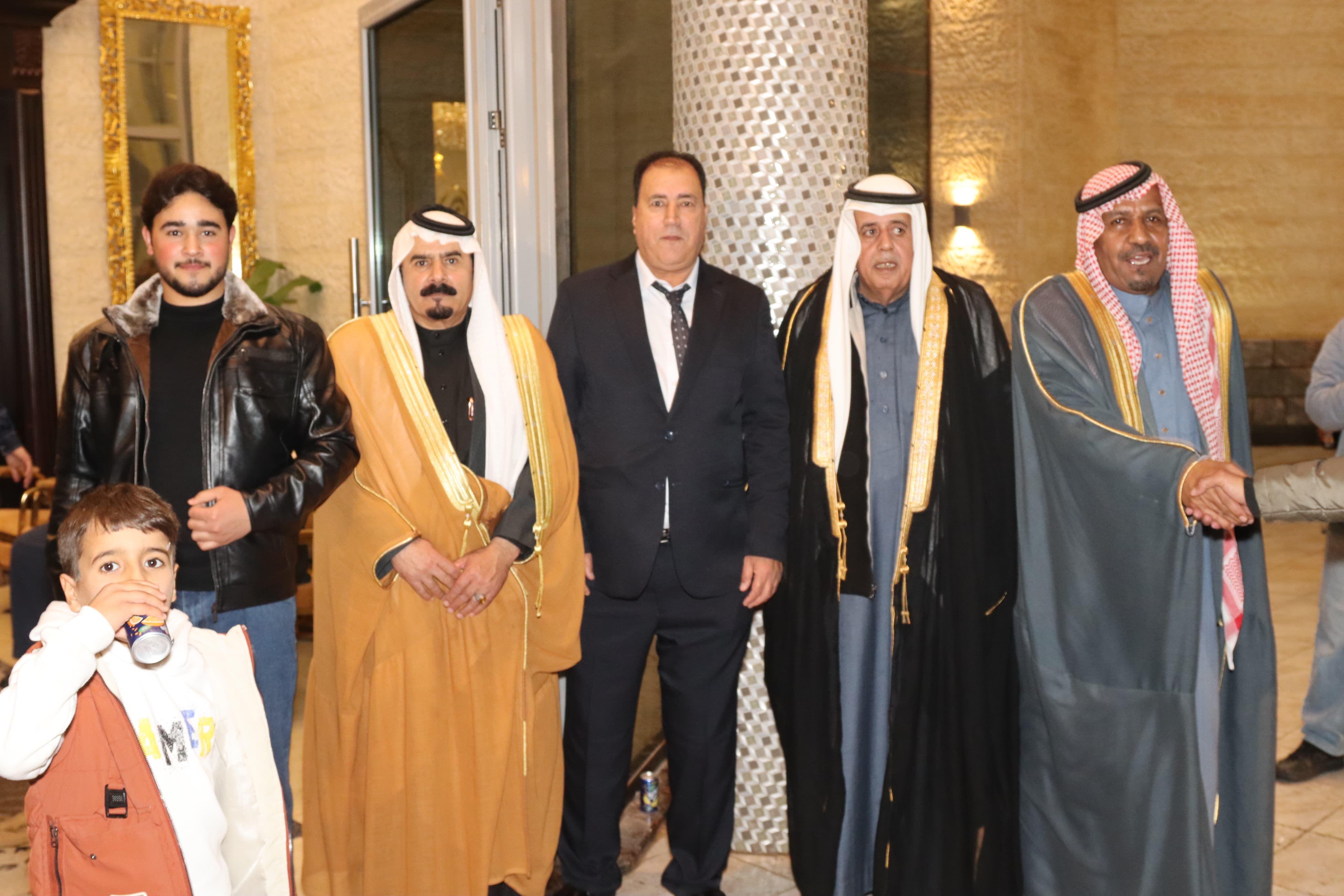 مادبا تحتفي بزفاف رعد أبو اصليح بحضور جماهيري كبير في قصر السليمان