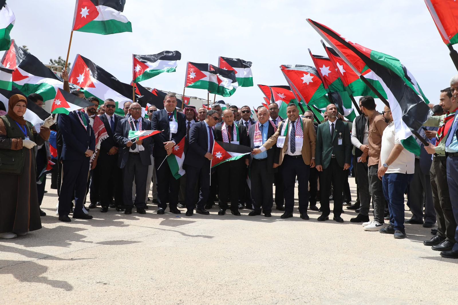 هيئة شباب كلنا الأردن / المفرق تنفذ سلسلة من الأنشطة الوطنية احتفاءً بيوم العلم 