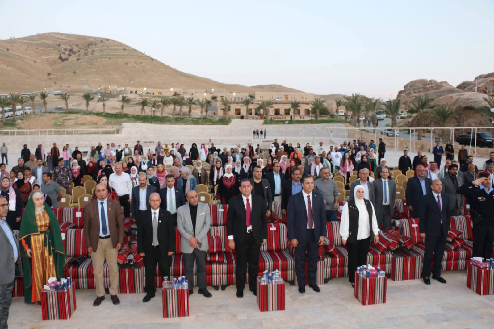 نادي معلمي البترا يطلق فعاليات الملتقى الثقافي الهوية والذاكرة بمشاركة وطنية واسعه 