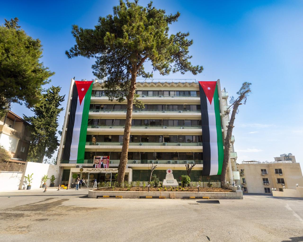 شركة مصفاة البترول الأردنية تحتفل بيوم العلم الأردني