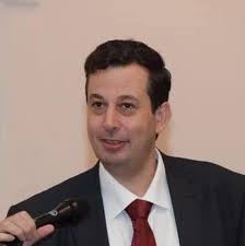 نظرية المؤامرة حين تتحول إلى شماعة للهروب من الحقيقة بقلم : حسان عمر ملكاوي 