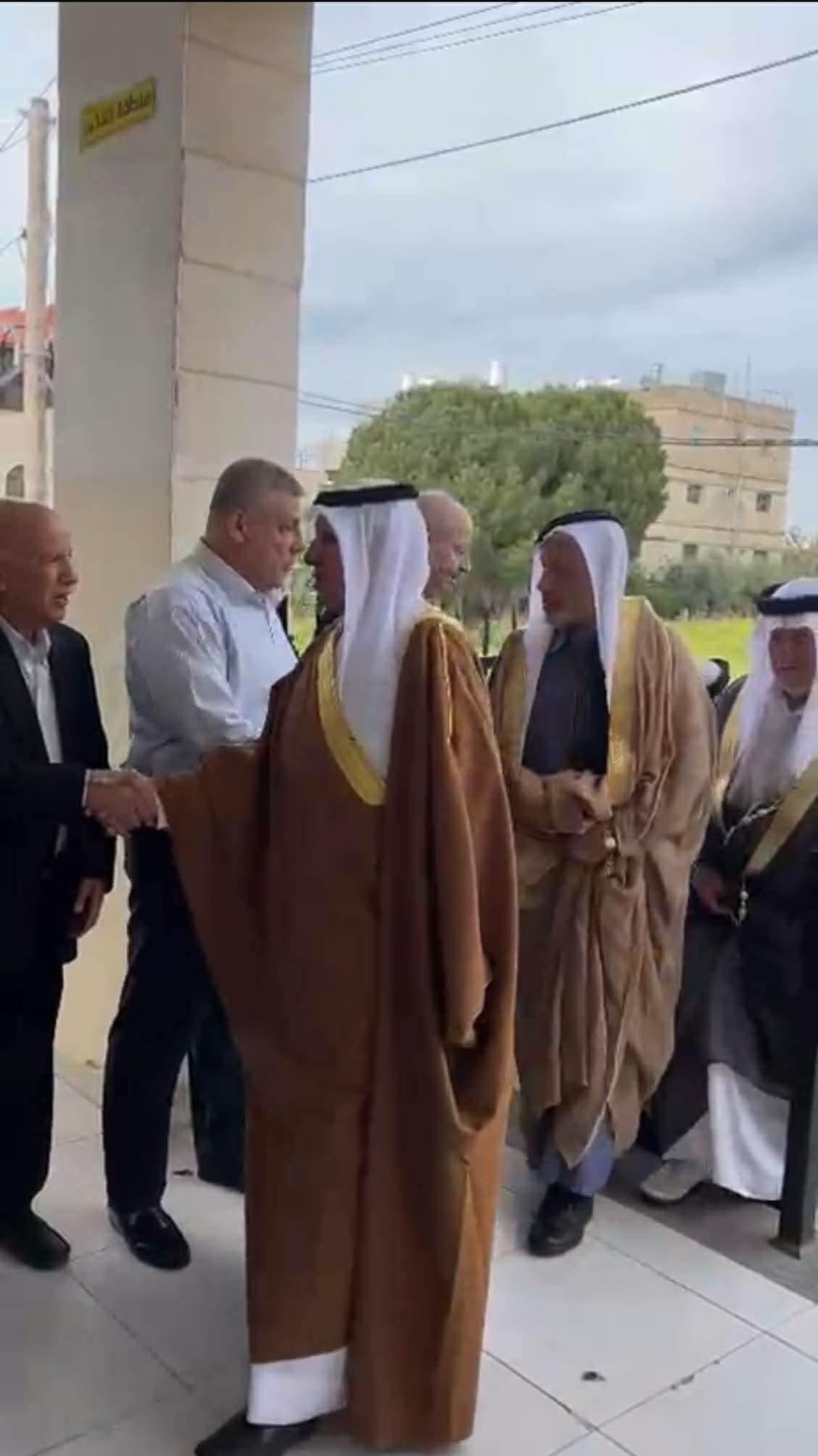 جاهة عشائرية تُنهي خلافًا بين عشيرتي أبو الهيجاء وأبو عباس بحضور وجهاء من مختلف المحافظات