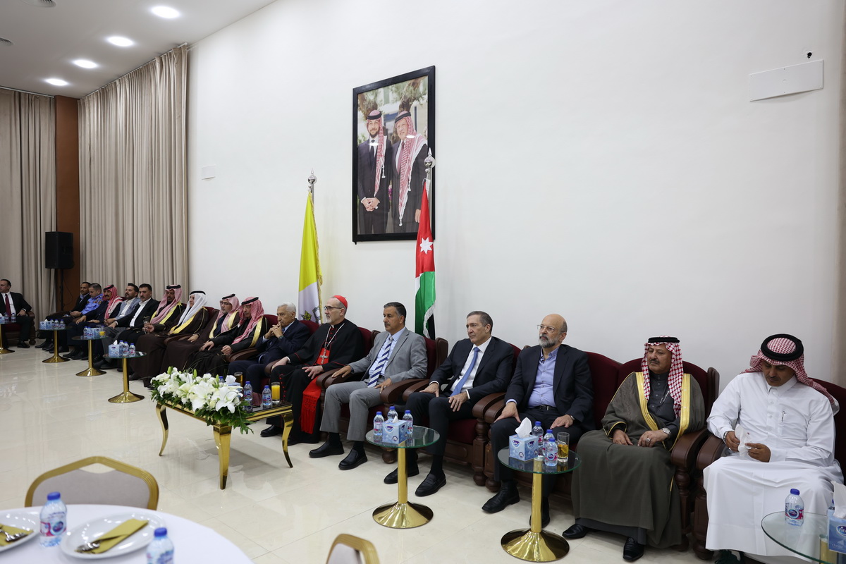 الكاردينال بيتسابالا من الفحيص: الأردن واحة سلام ووئام
