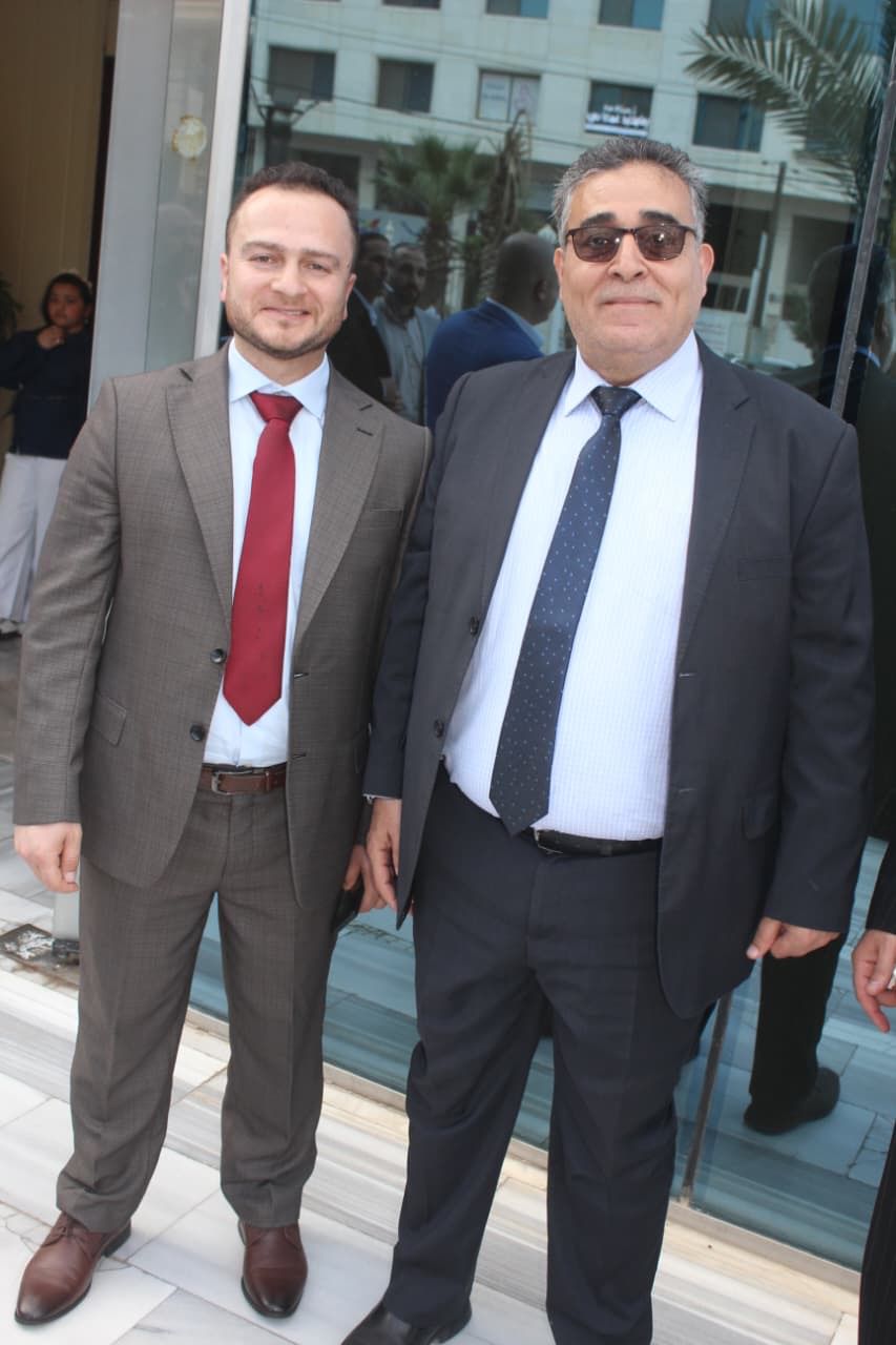 البدارين وحداد.. الفريق المتقاعد عيد الروضان البدارين يطلب.. ورئيس الوزراء السابق بشر الخصاونة يعطي