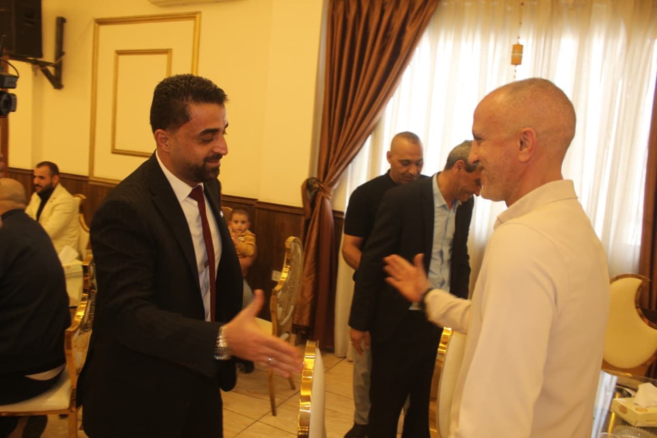 البدارين وحداد.. الفريق المتقاعد عيد الروضان البدارين يطلب.. ورئيس الوزراء السابق بشر الخصاونة يعطي