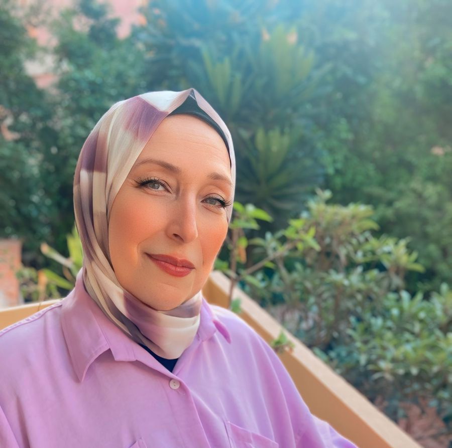 أيُّهم أحقُّ بها؟بقلم: نادية إبراهيم نوري