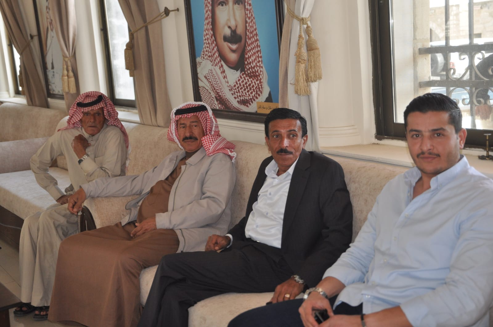 الفراهيد والفايز نسايب الوزير الدكتور إبراهيم البدور يطلب، وجدّ العروس يُجيب بالقبول