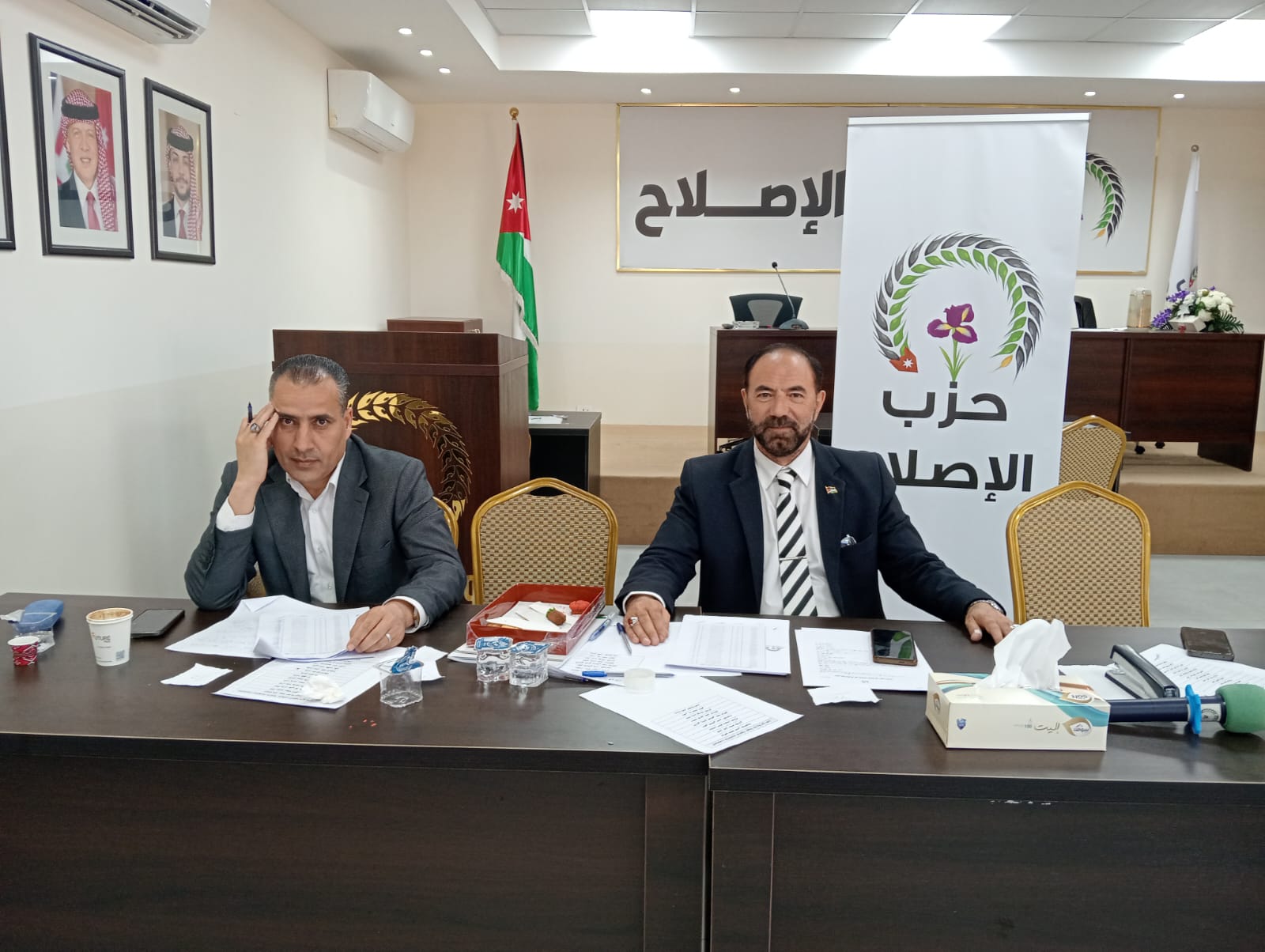 حزب الإصلاح يجدد نهجه الديمقراطي عبر انتخاب هيئاته الإدارية والمجلس المركزي في مختلف فروع المملكة