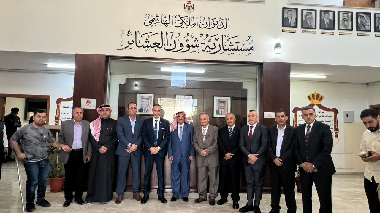 مستشار جلالة الملك لشؤون العشائر يلتقي فريق كلنا خلف القائد