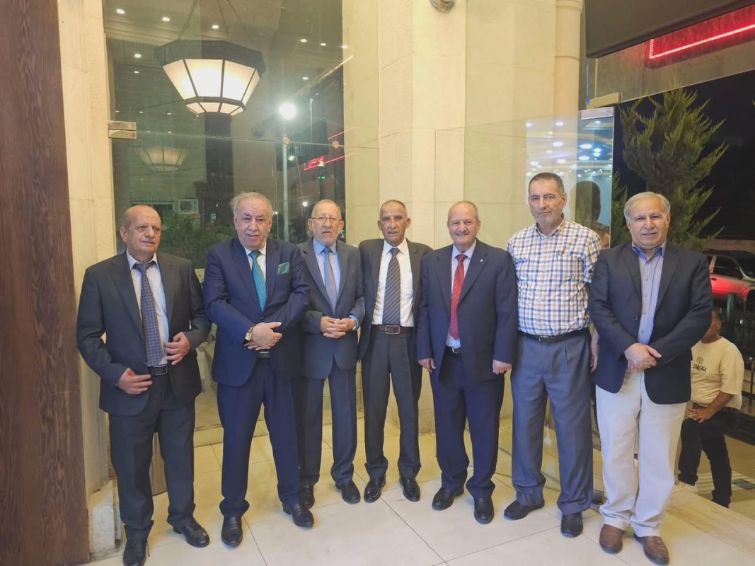 جاهة كريمة تجمع وجهاء ماعين ومادبا لطلب يد ابنة رجل الأعمال فارس القرامسة للشاب جعفر الحميمات