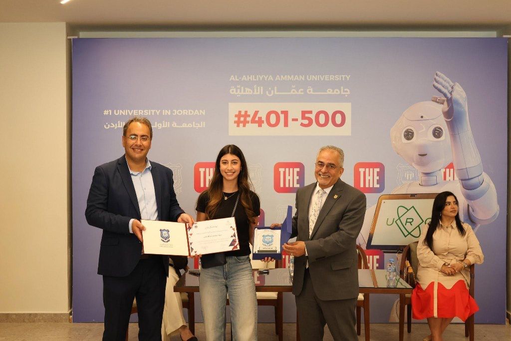بالصور ... عمان الأهلية تحتفي بطلبتها المتميزين في مختلف المجالات وتكرّمهم تقديراً لإنجازاتهم